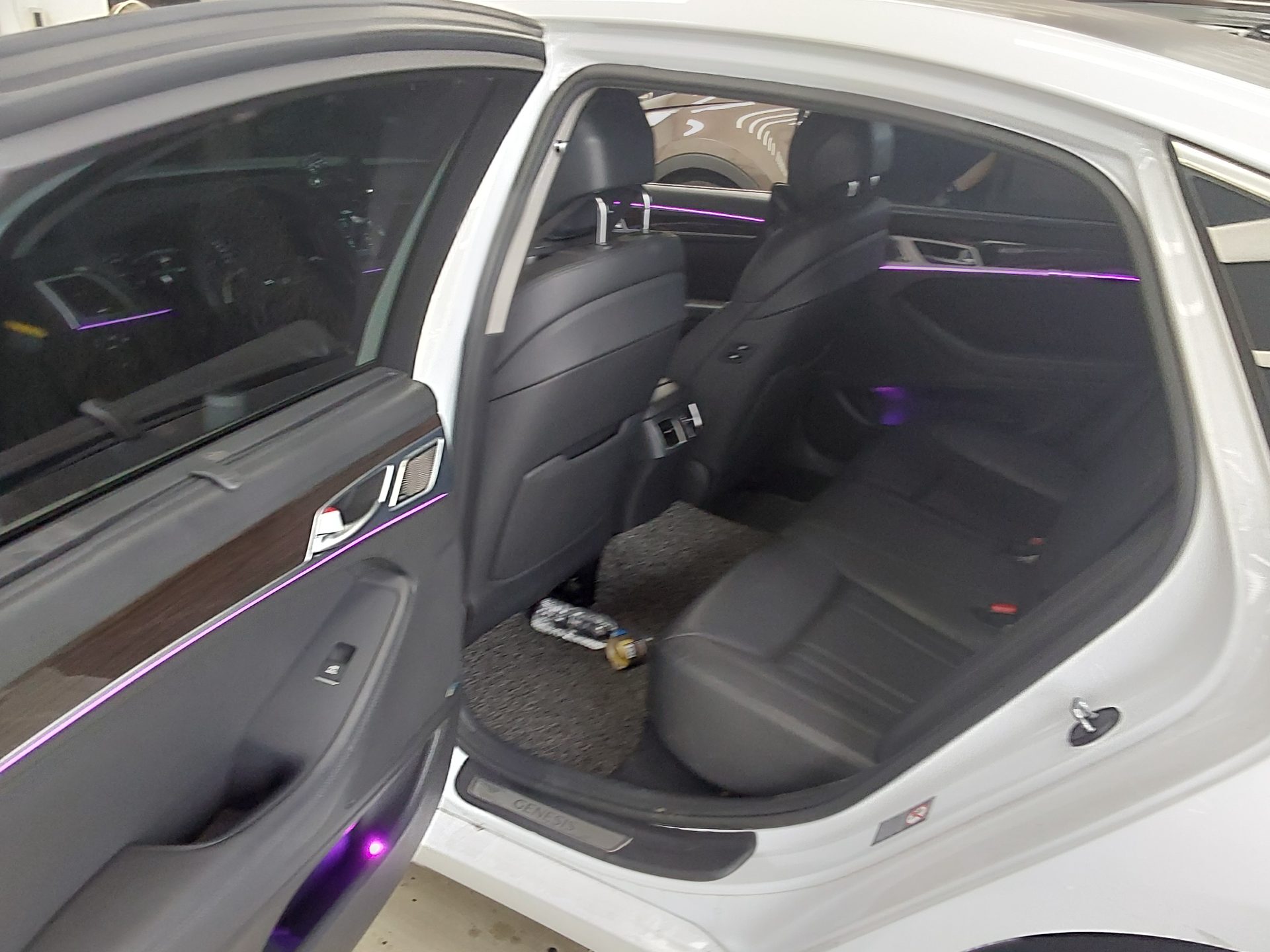 2018 - genesis g80