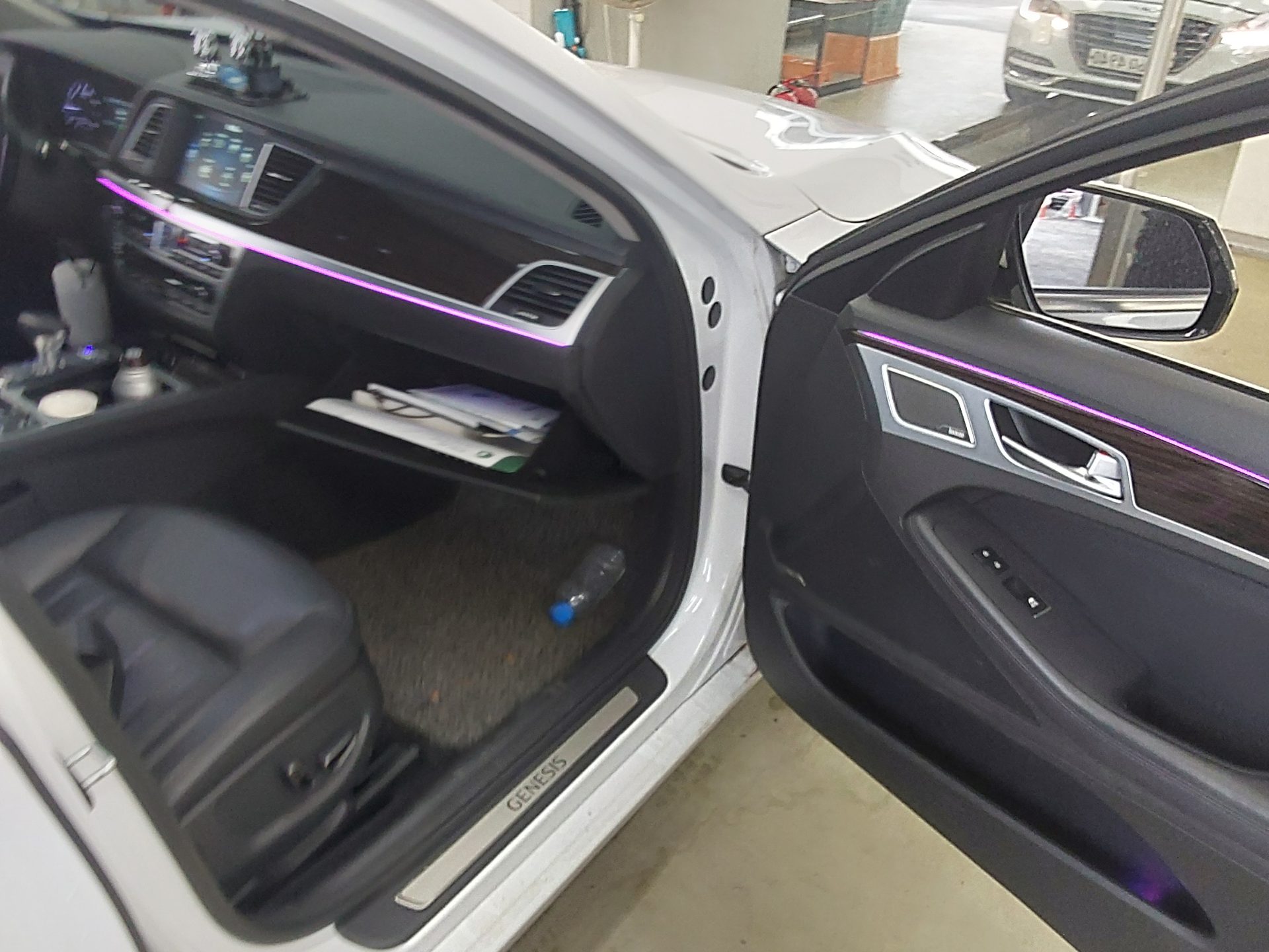 2018 - genesis g80