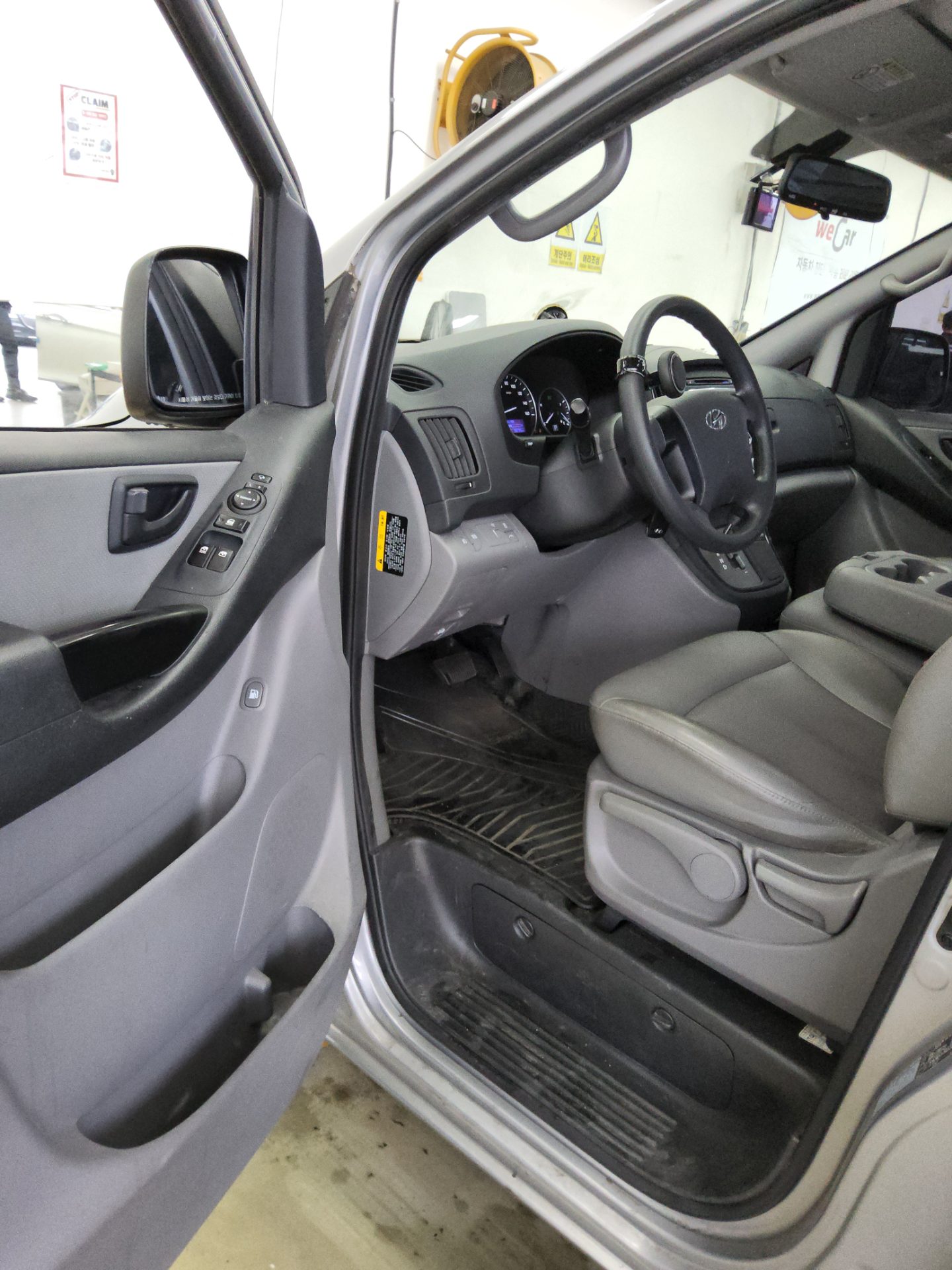 2018 - hyundai grand starex