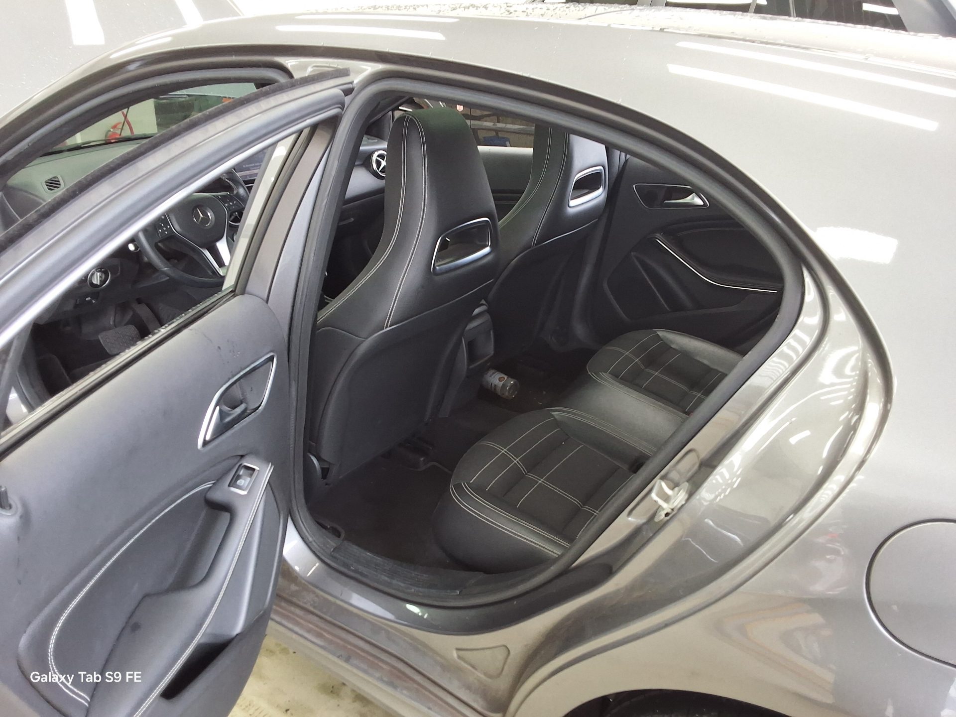2014 - mercedes-benz a200