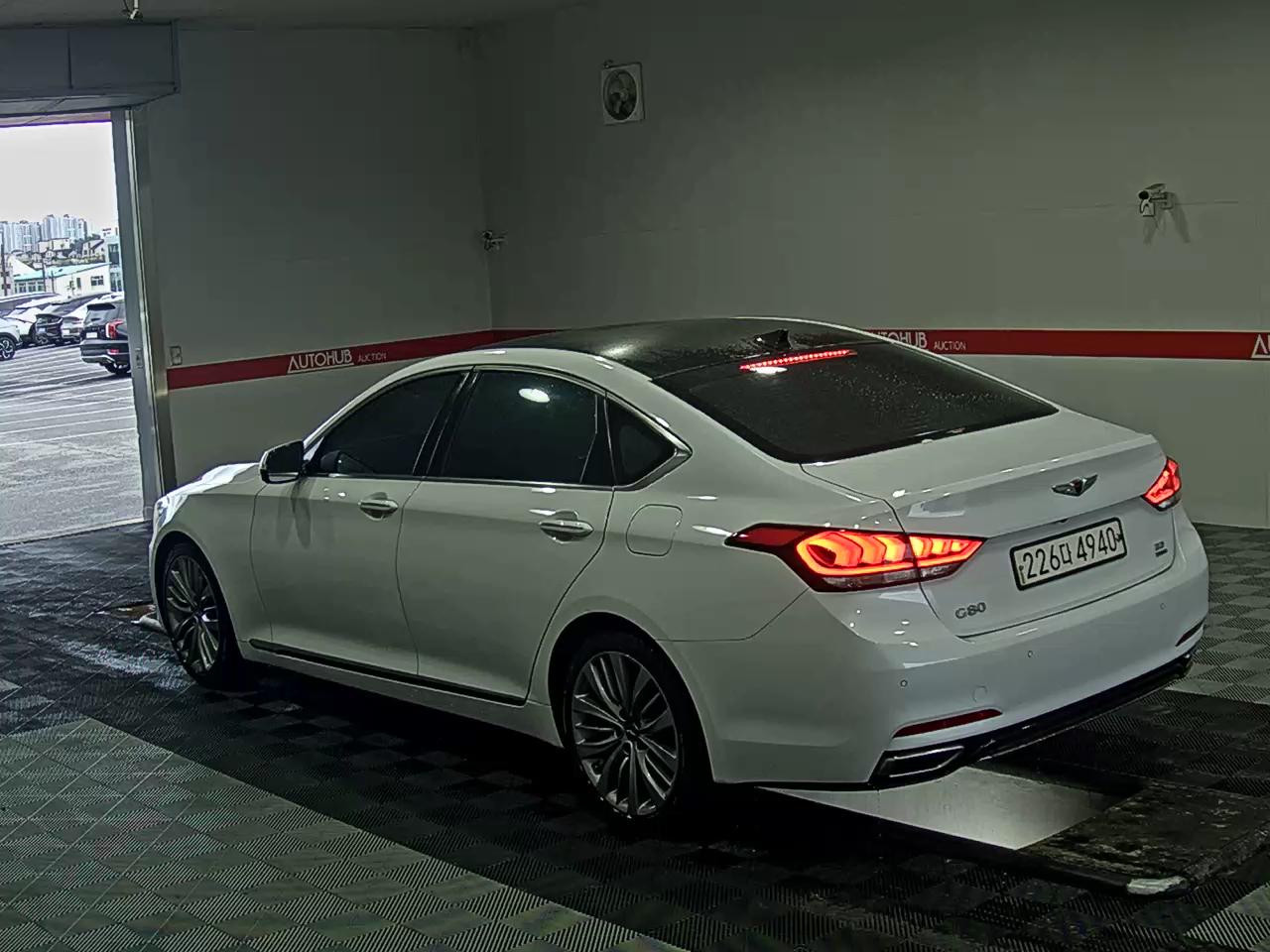 2018 - genesis g80