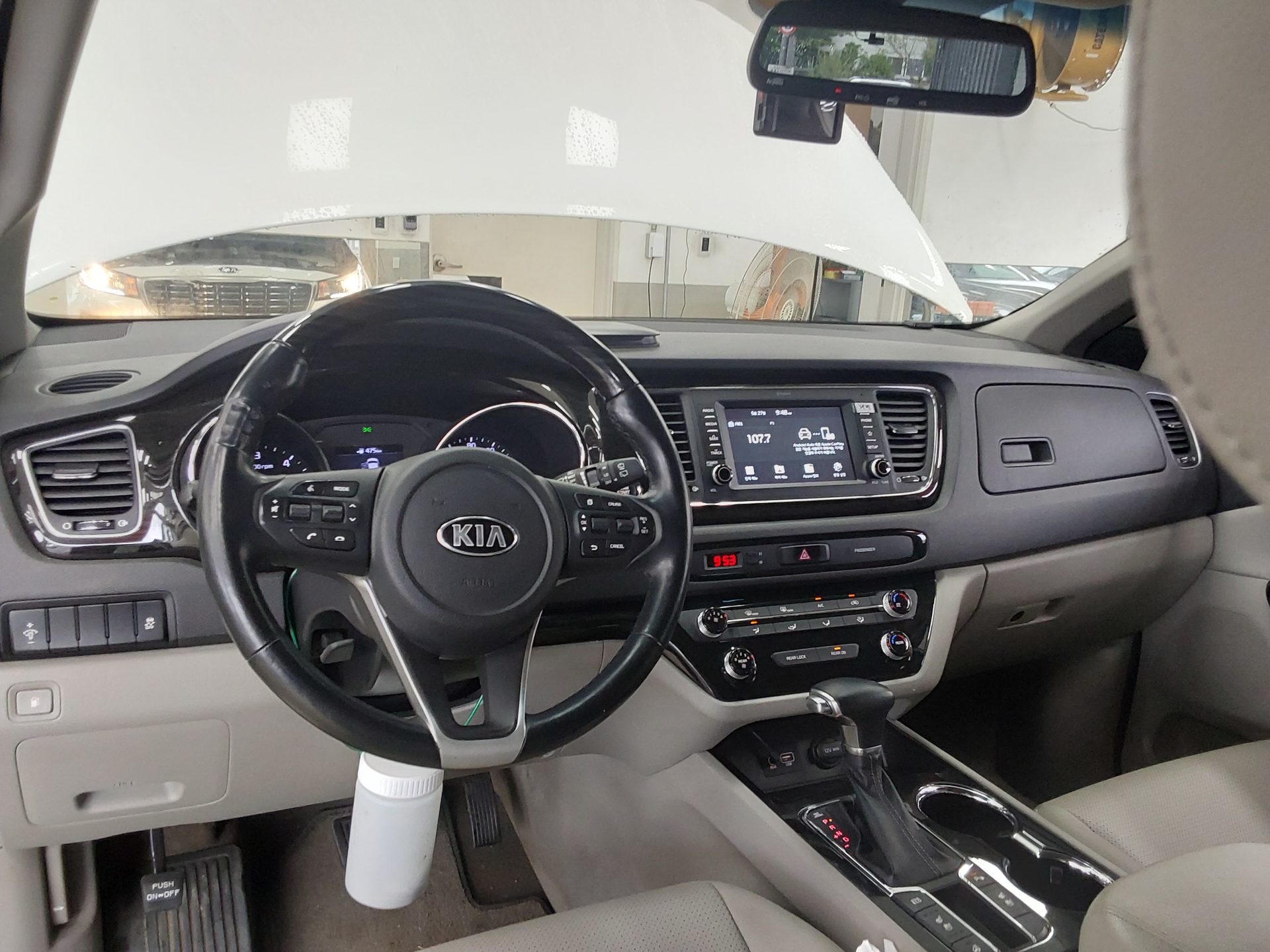 2019 - kia carnival