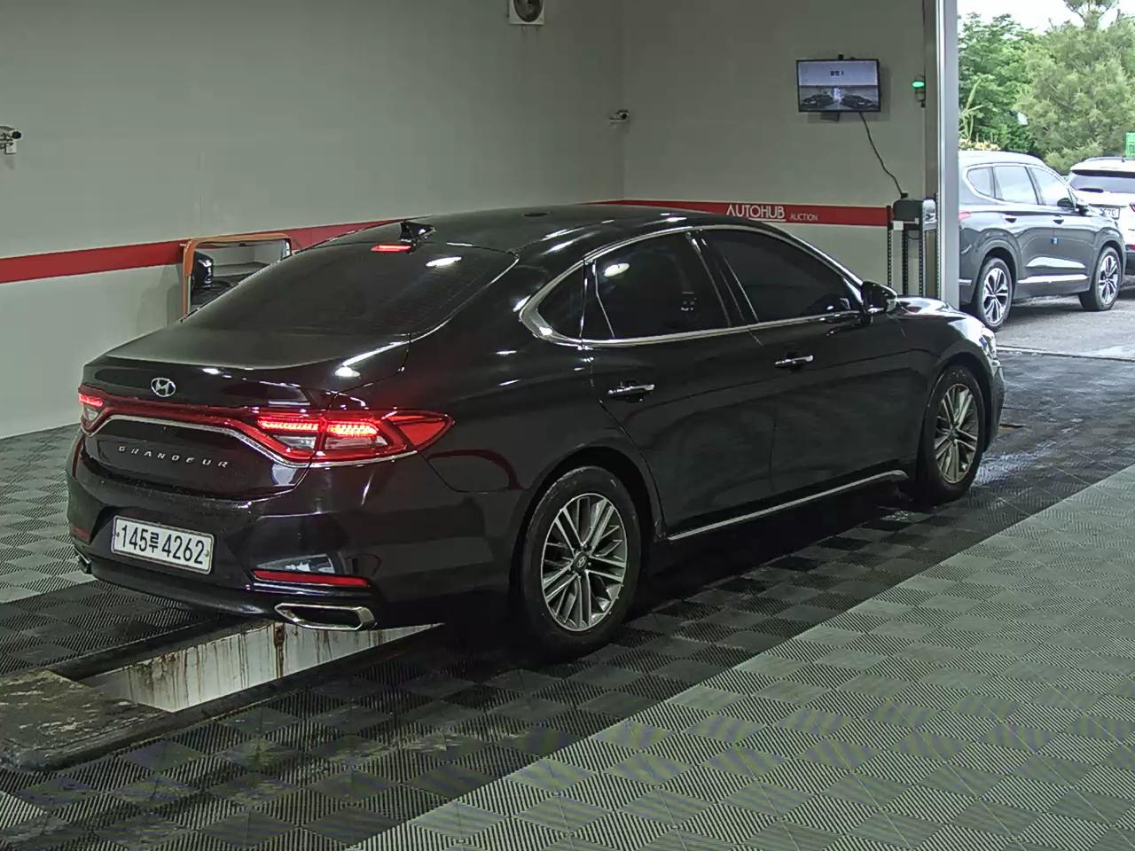 2017 - hyundai grandeur