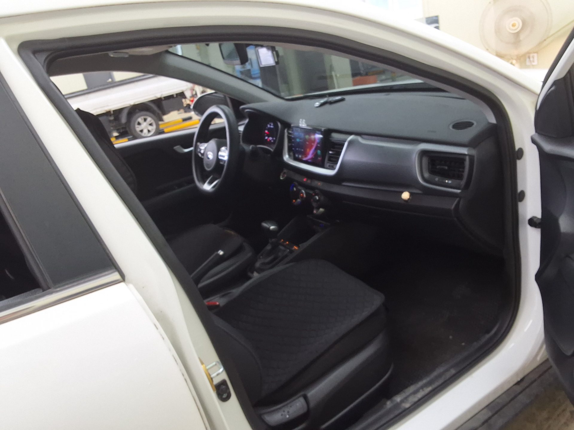 2018 - kia stonic