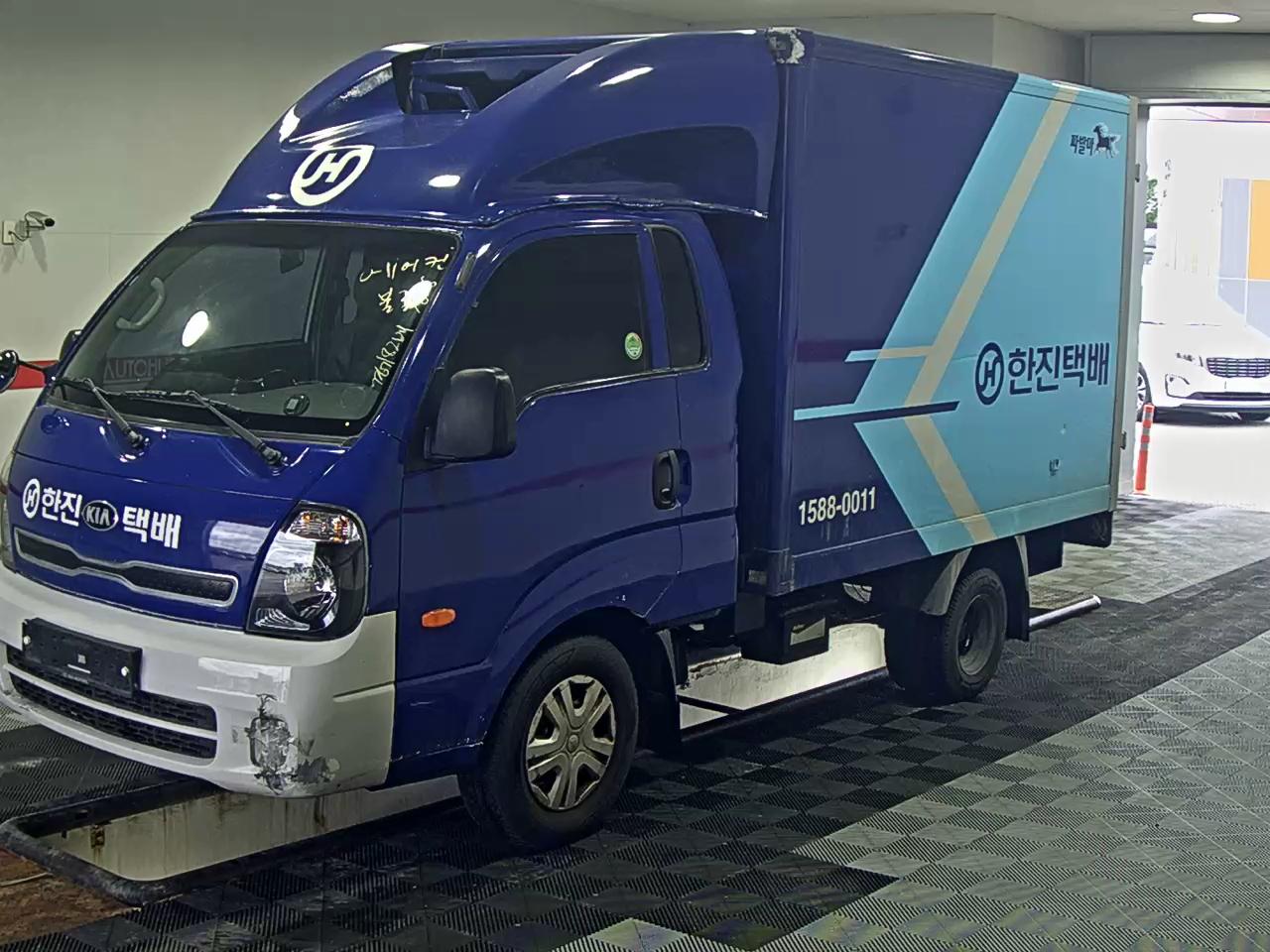 KIA BONGO III CARGO KING CAB EXTRA WHEELBASE