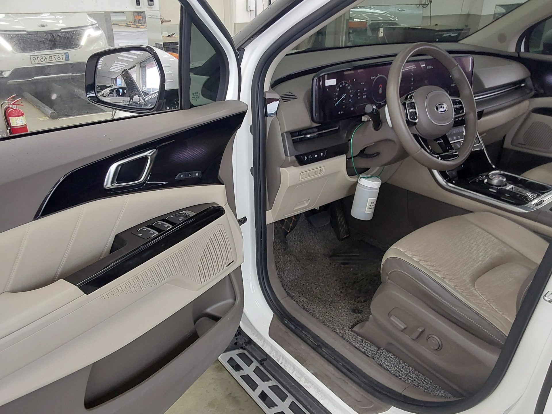 2021 - kia carnival