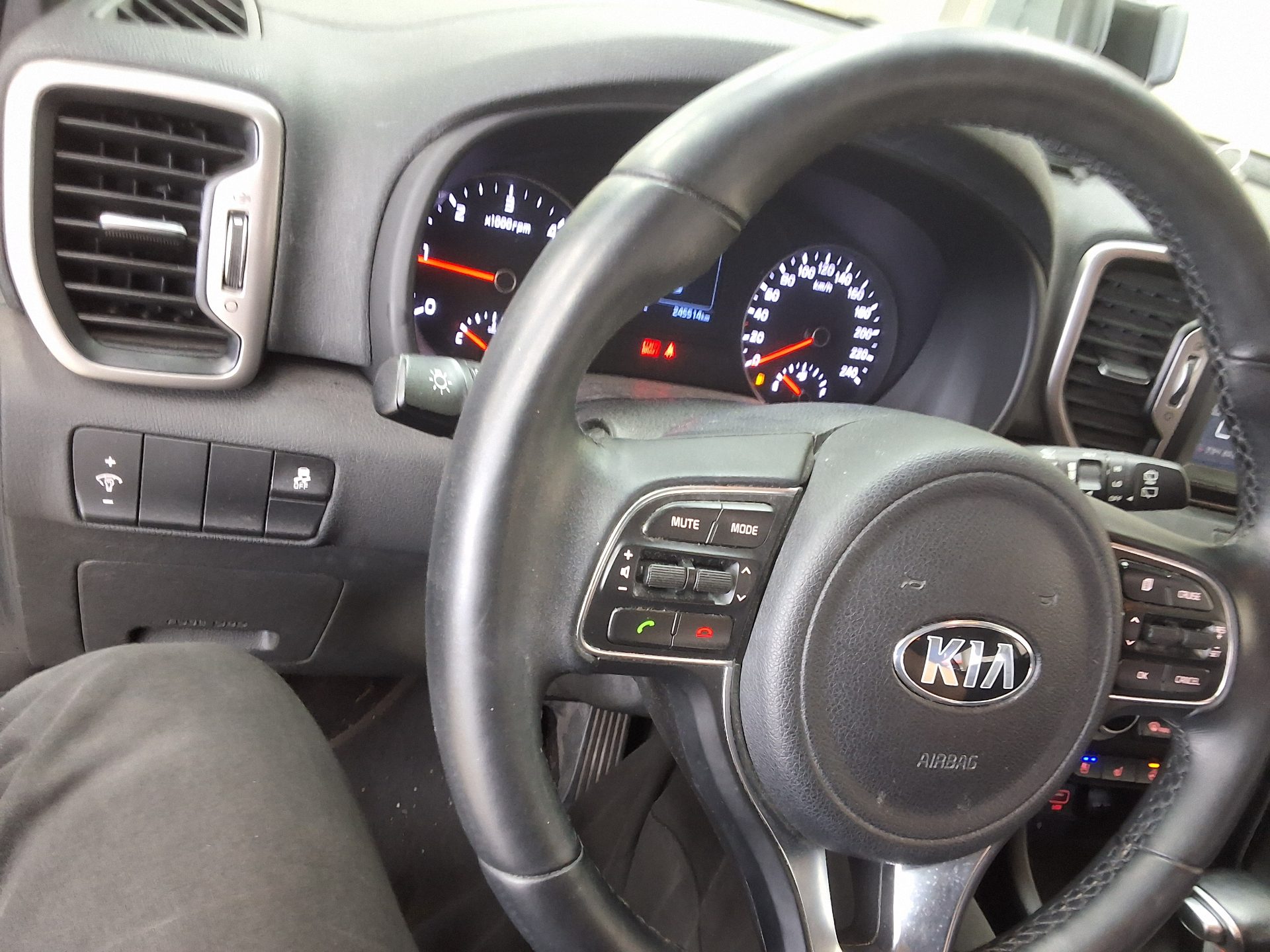 2016 - kia sportage