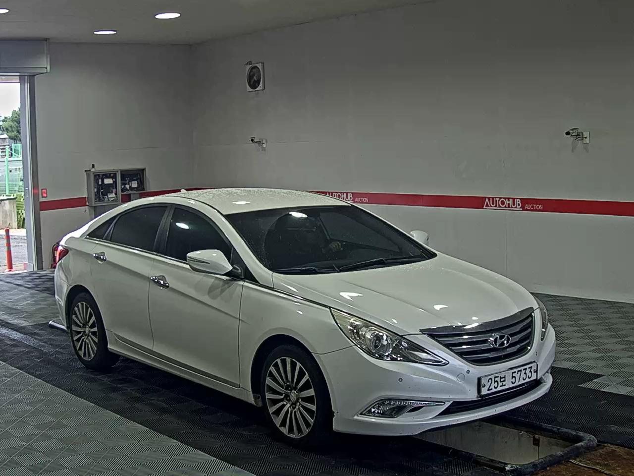 2013 - hyundai sonata
