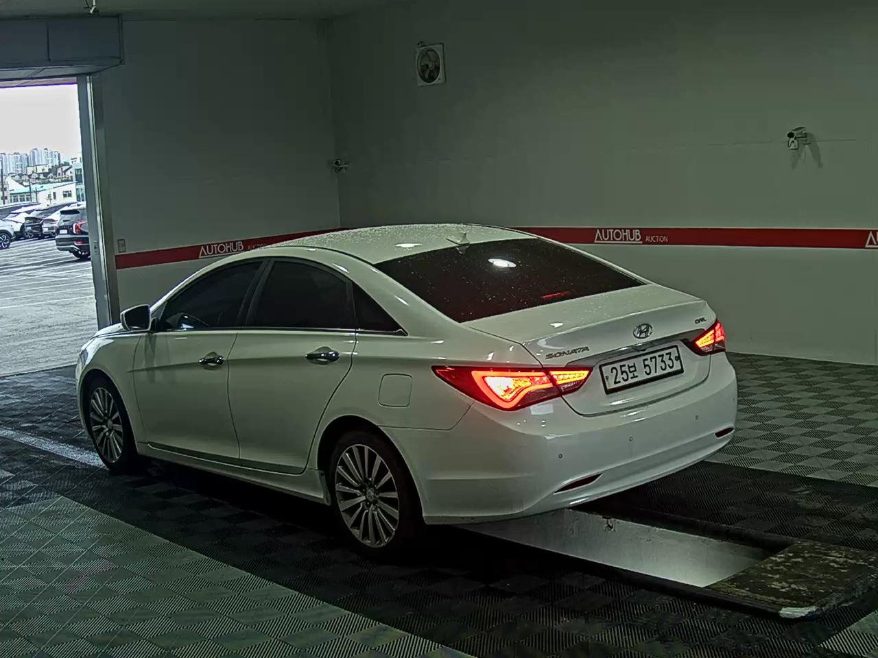 2013 - hyundai sonata