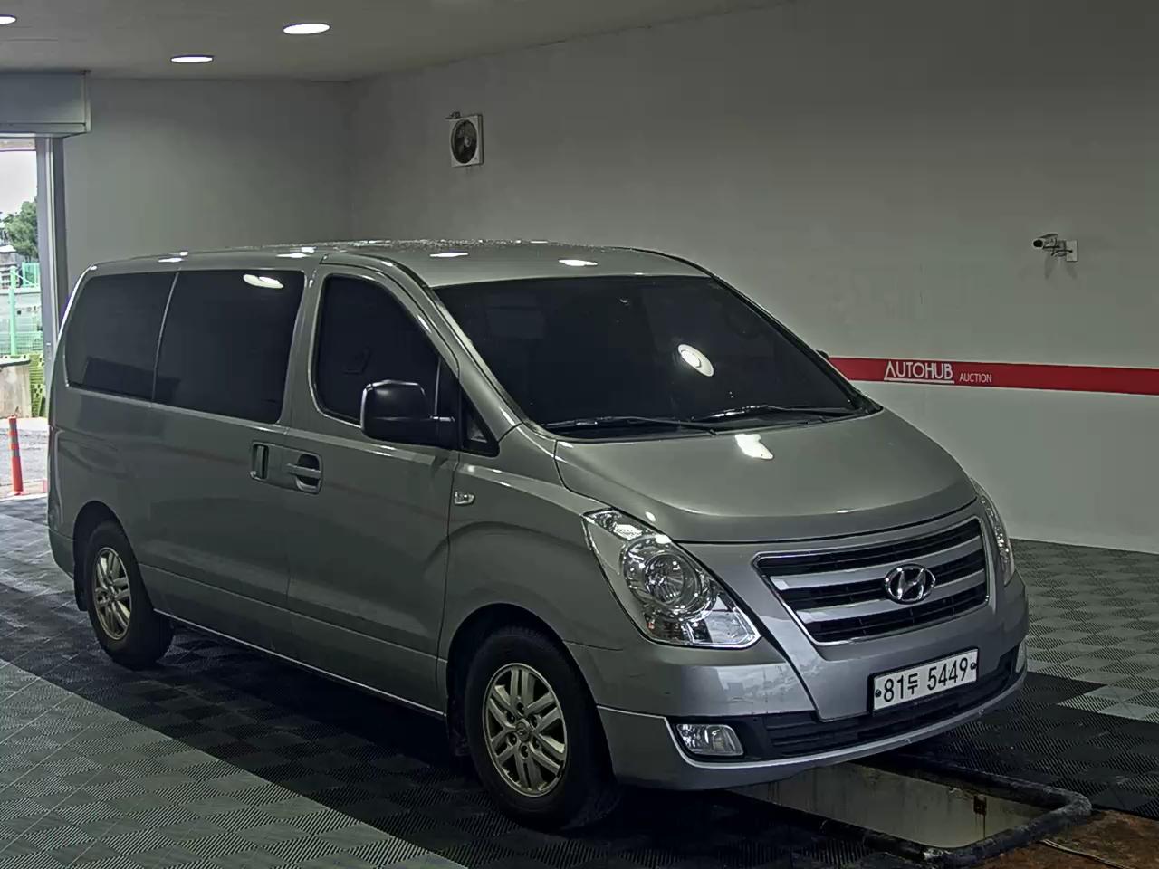 2018 - hyundai grand starex