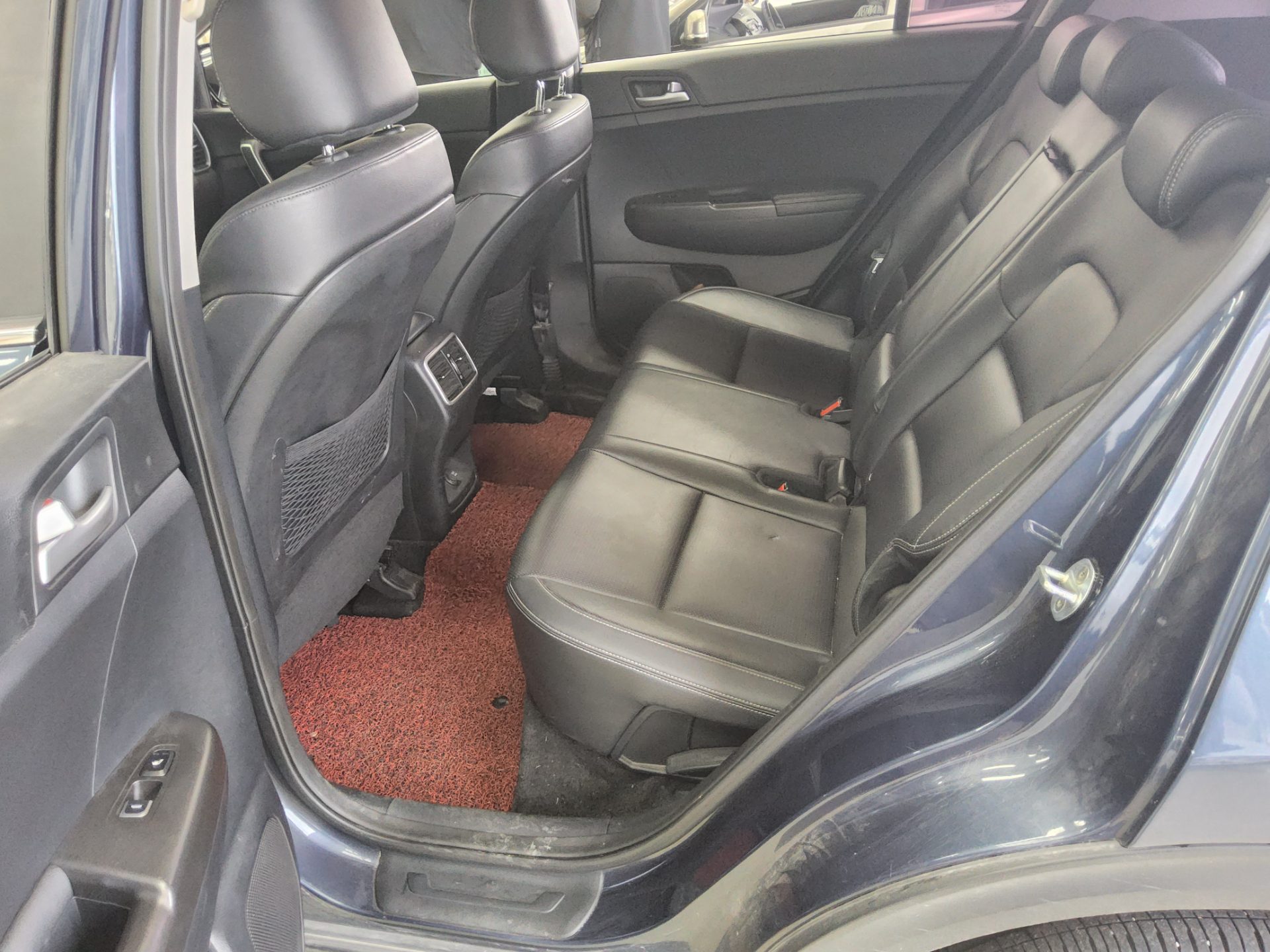 2016 - kia sportage