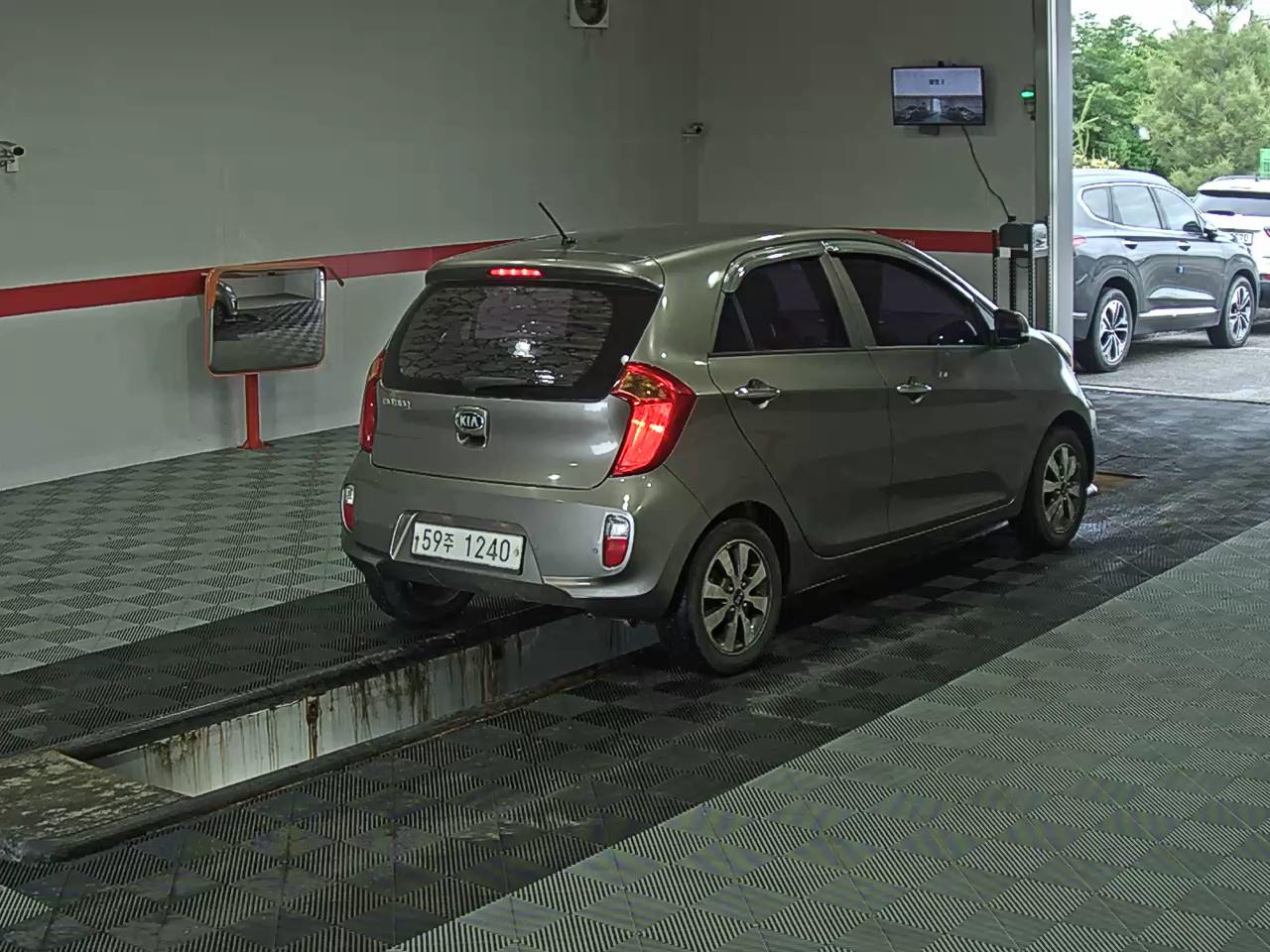 2013 - kia morning