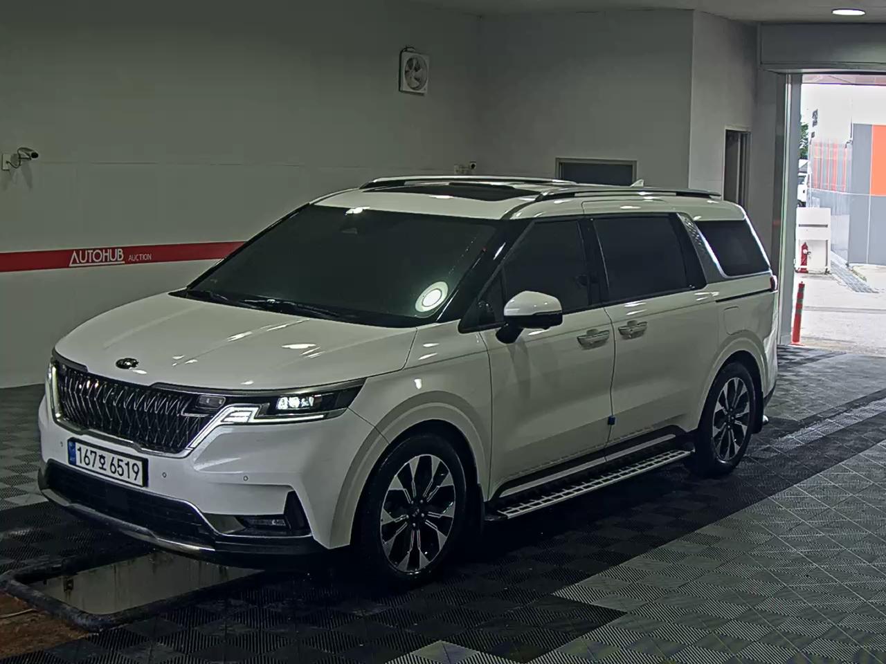 KIA CARNIVAL (KA4)