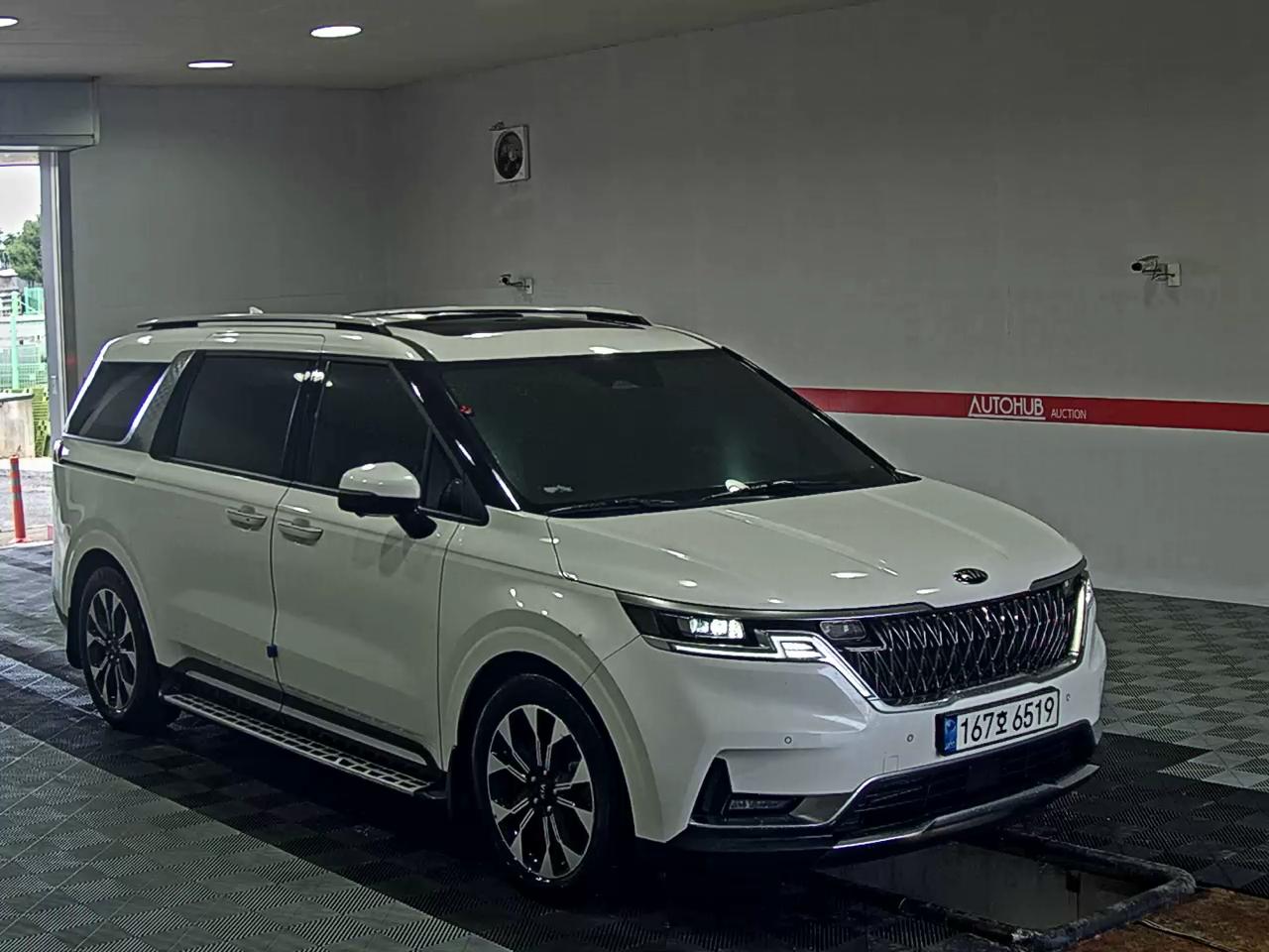 2021 - kia carnival