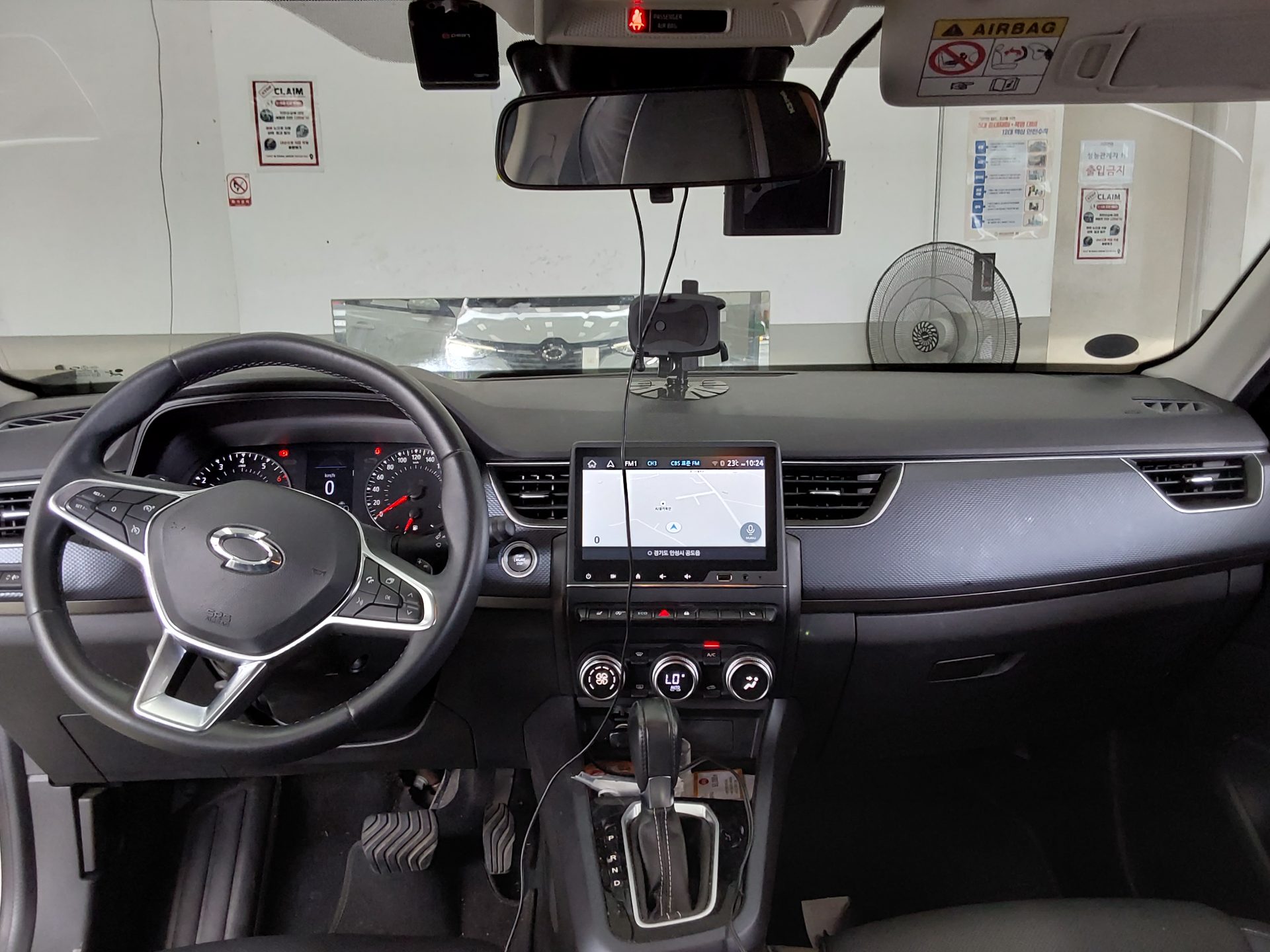 2021 - renault xm3