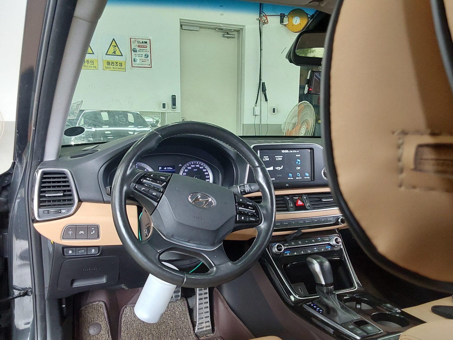 2018 - hyundai grandeur