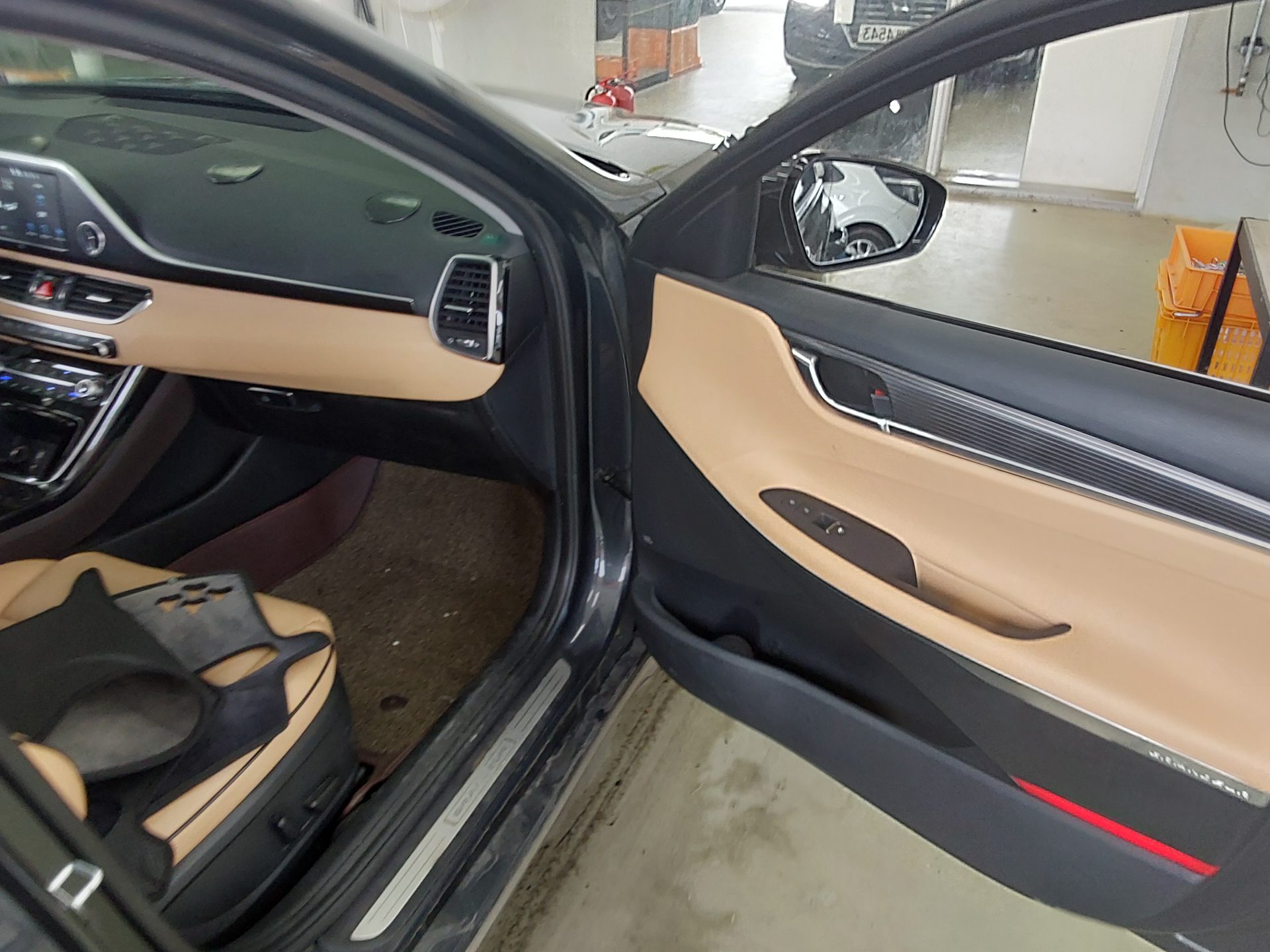 2018 - hyundai grandeur