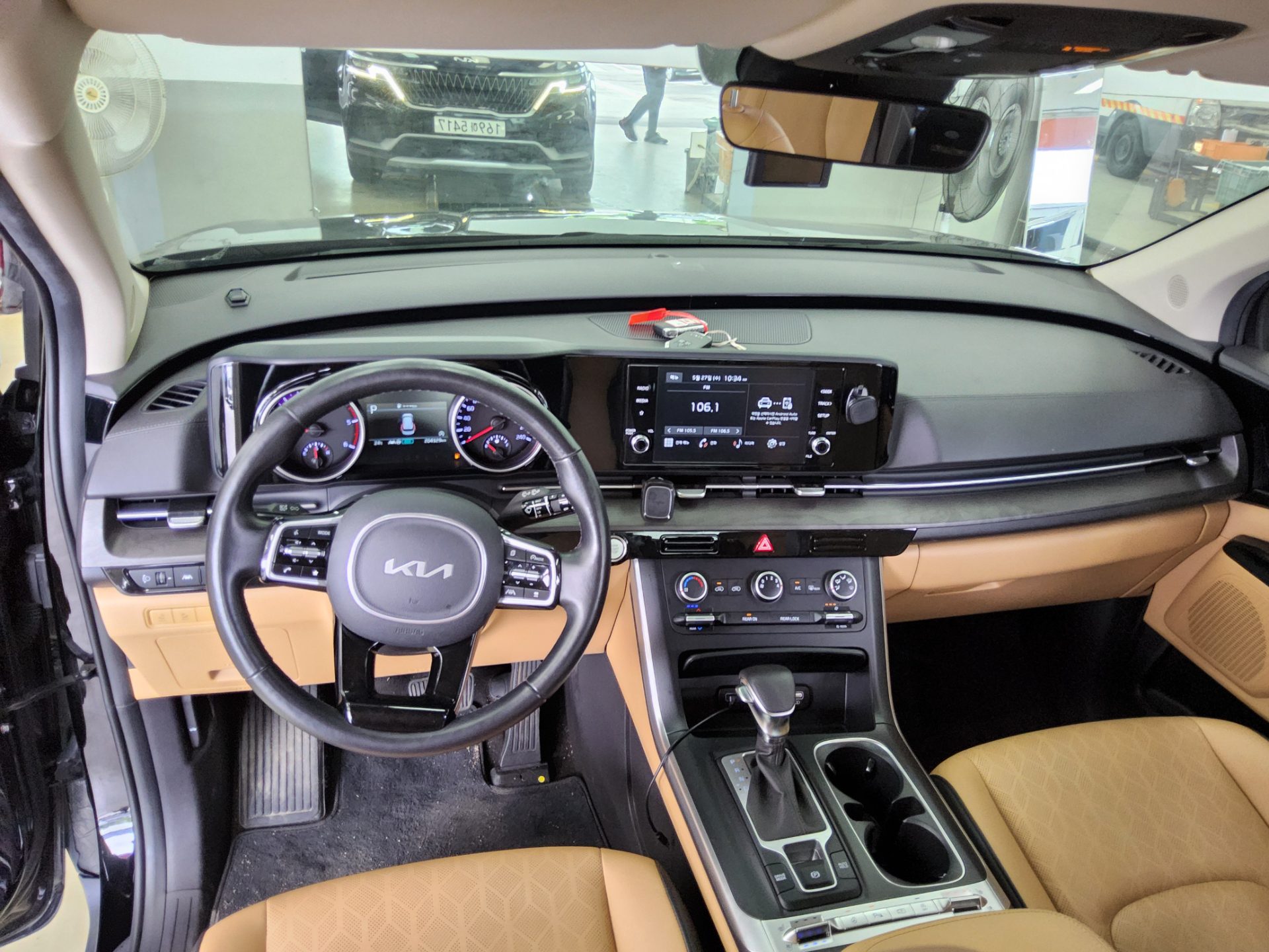 2022 - kia carnival