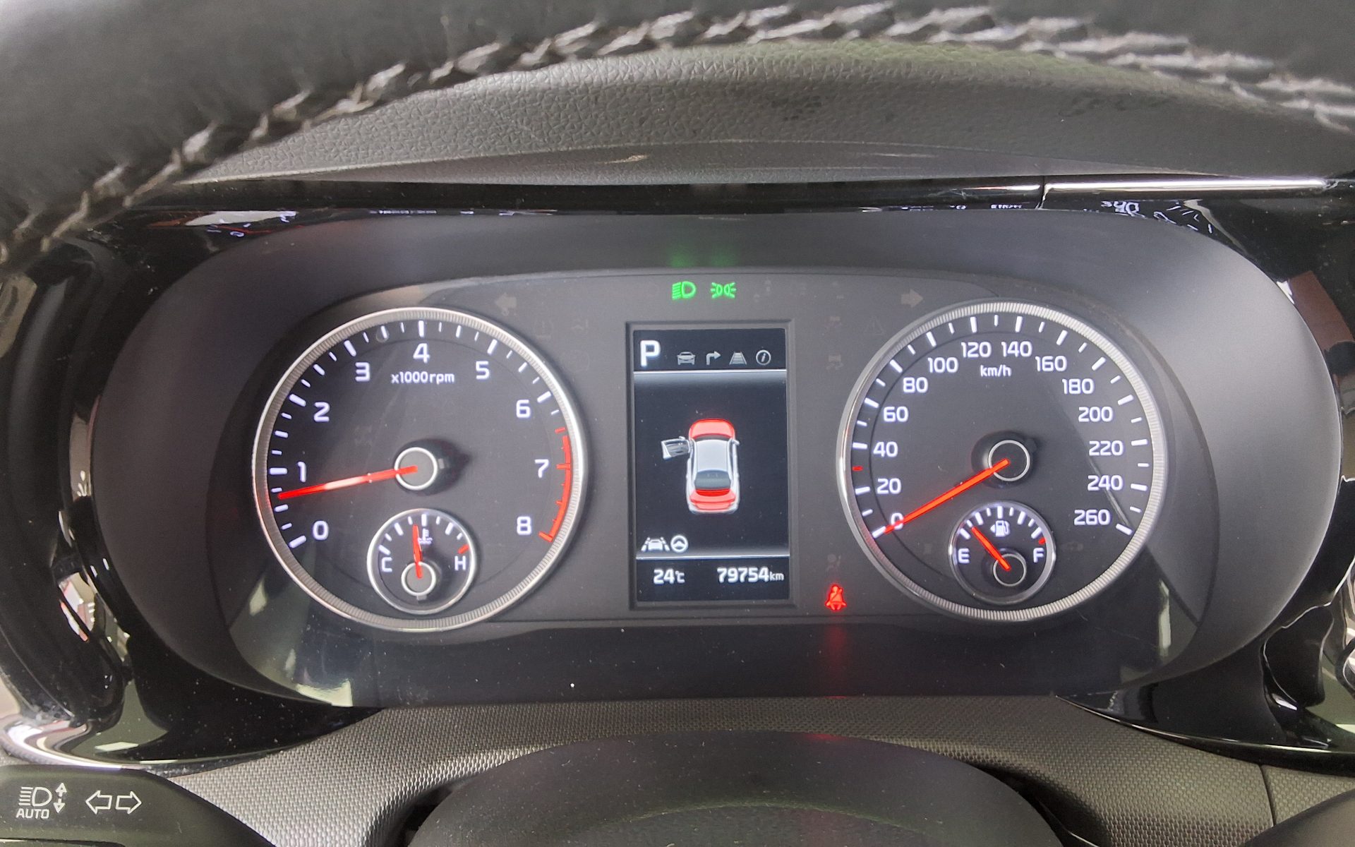 2022 - kia k5