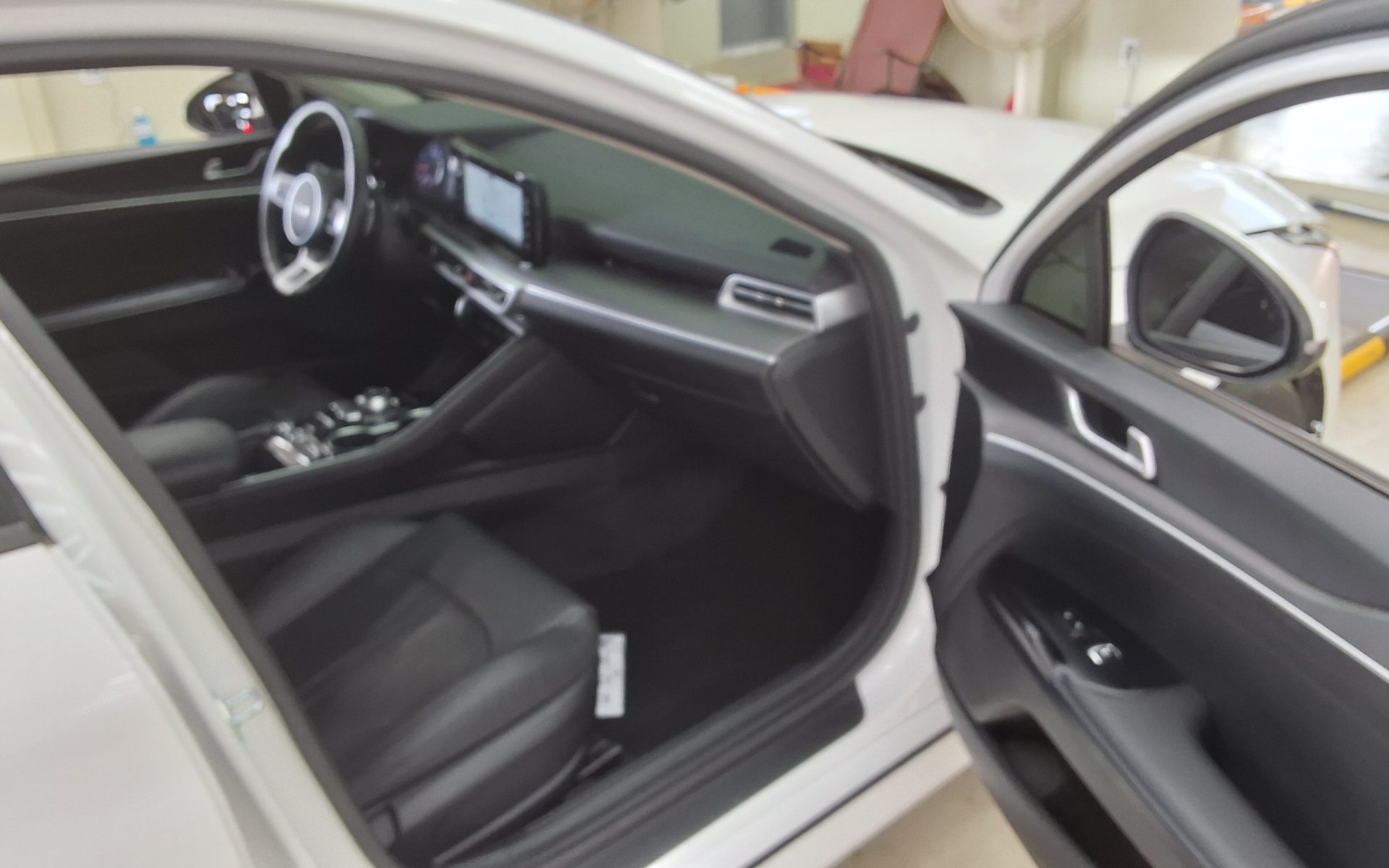 2022 - kia k5