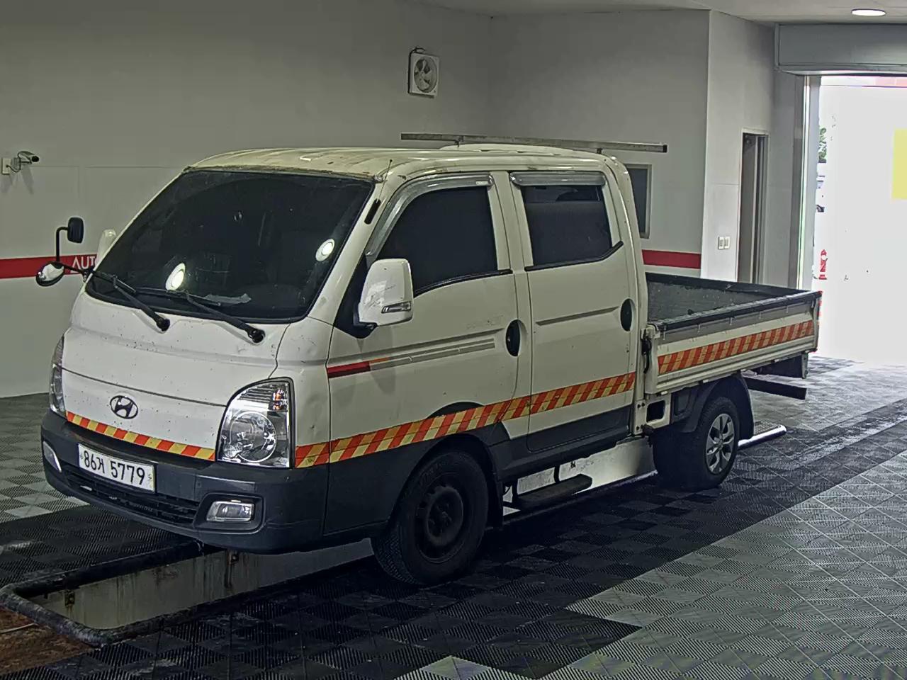 HYUNDAI PORTER II DOUBLE CAB EXTRA WHEELBASE