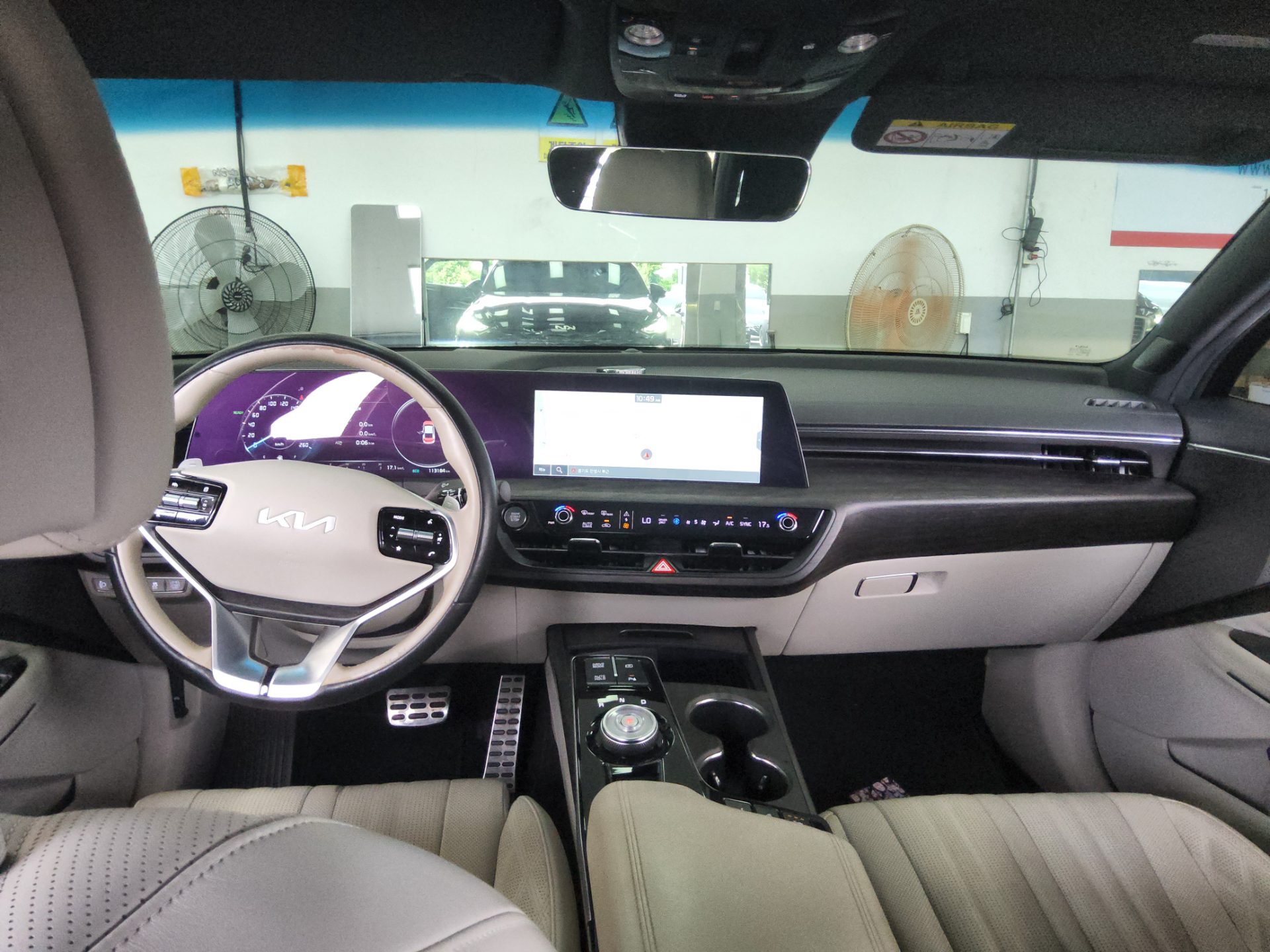 2022 - kia k8