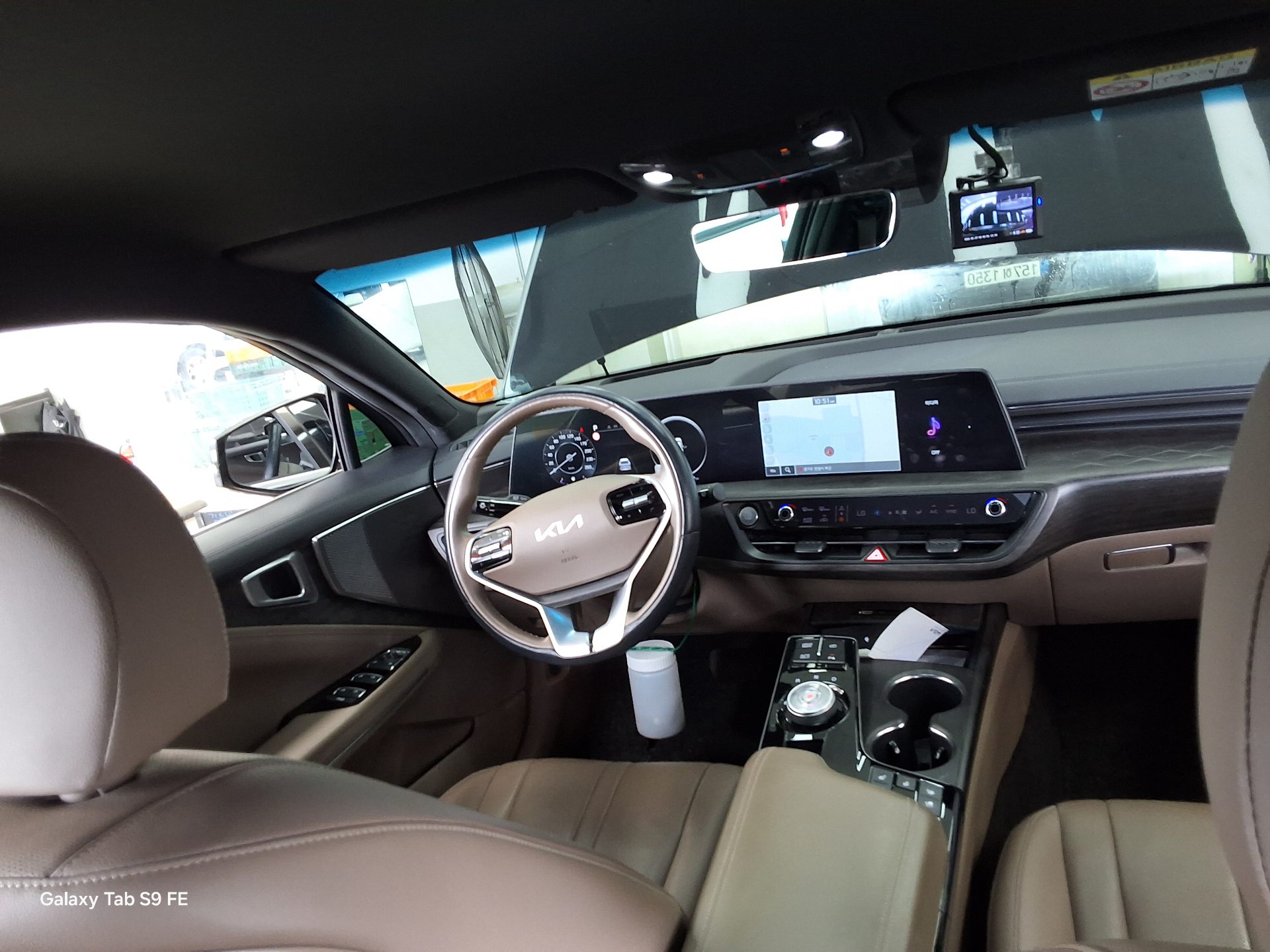 2022 - kia k8
