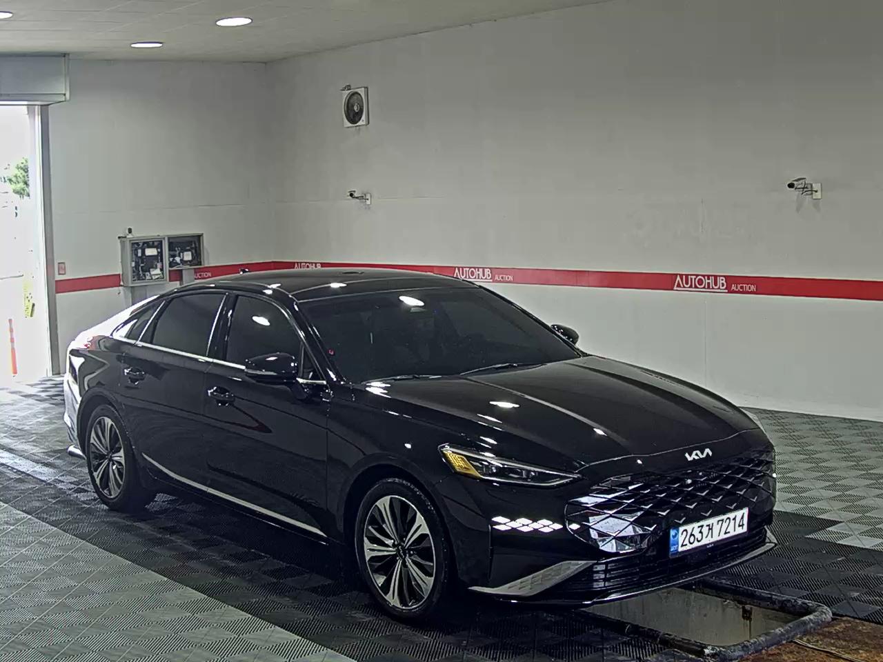 2022 - kia k8