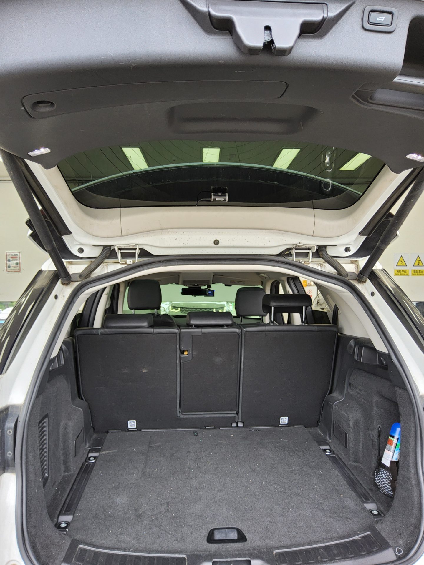 2020 - land rover discovery