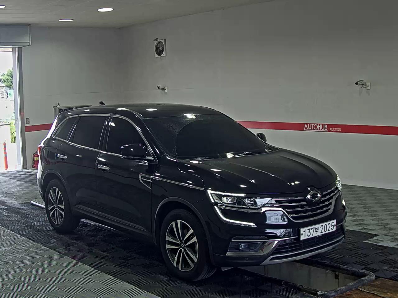 2020 - renault qm6