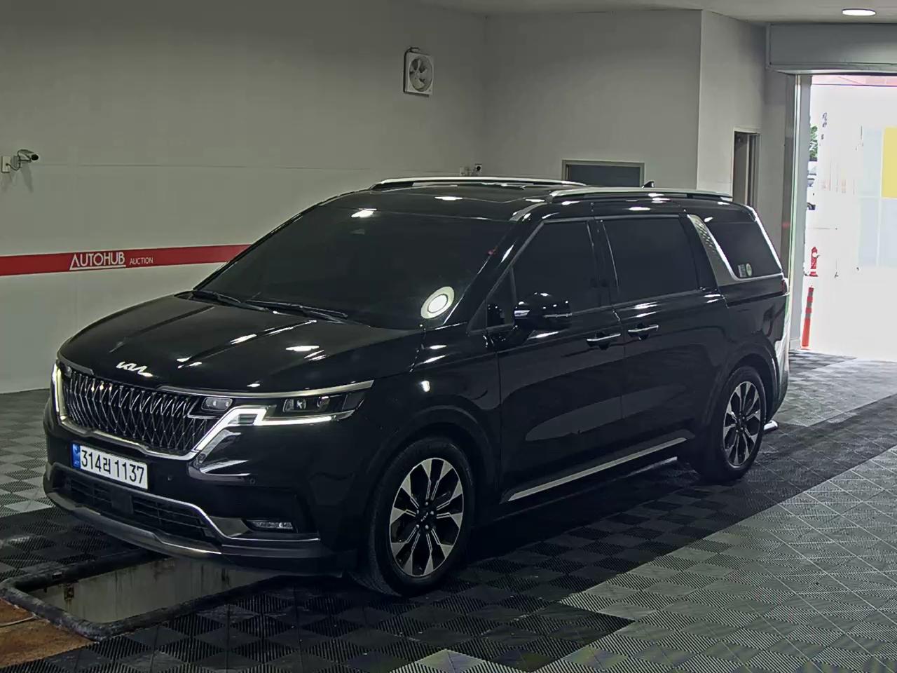KIA CARNIVAL (KA4)