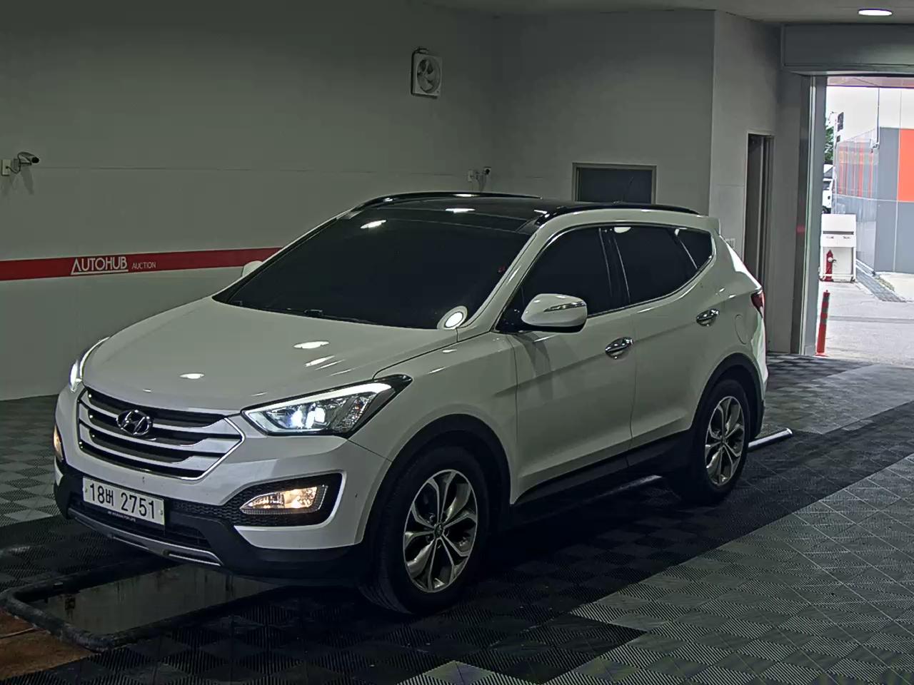 HYUNDAI SANTA FE (DM)