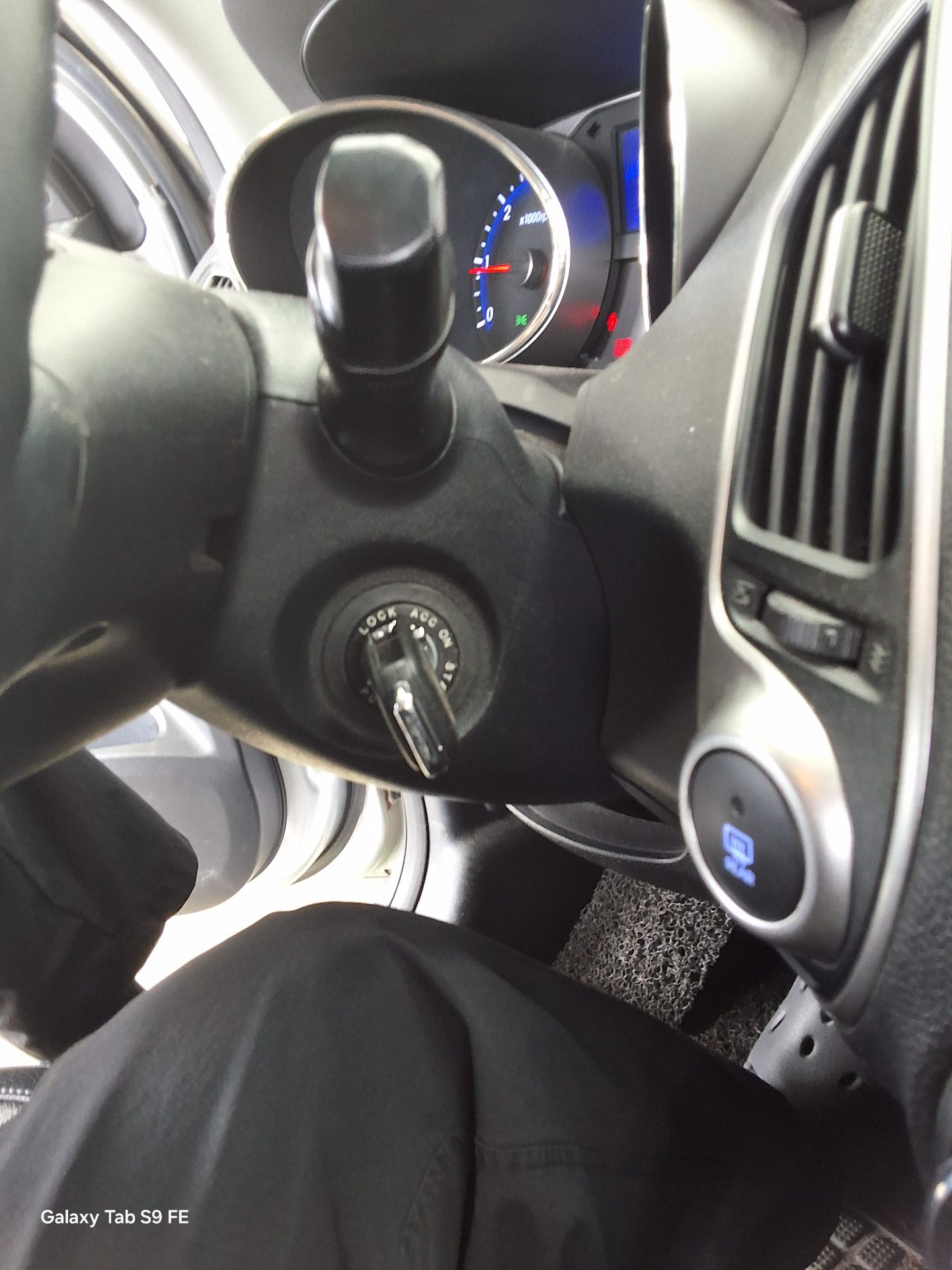 2012 - hyundai tucson