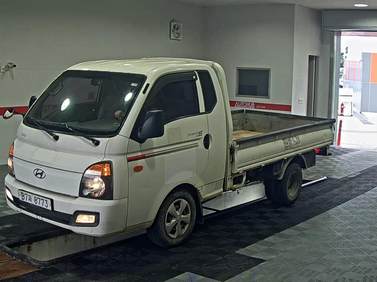 HYUNDAI PORTER II SUPER CAB EXTRA WHEELBASE HIGH SUPER