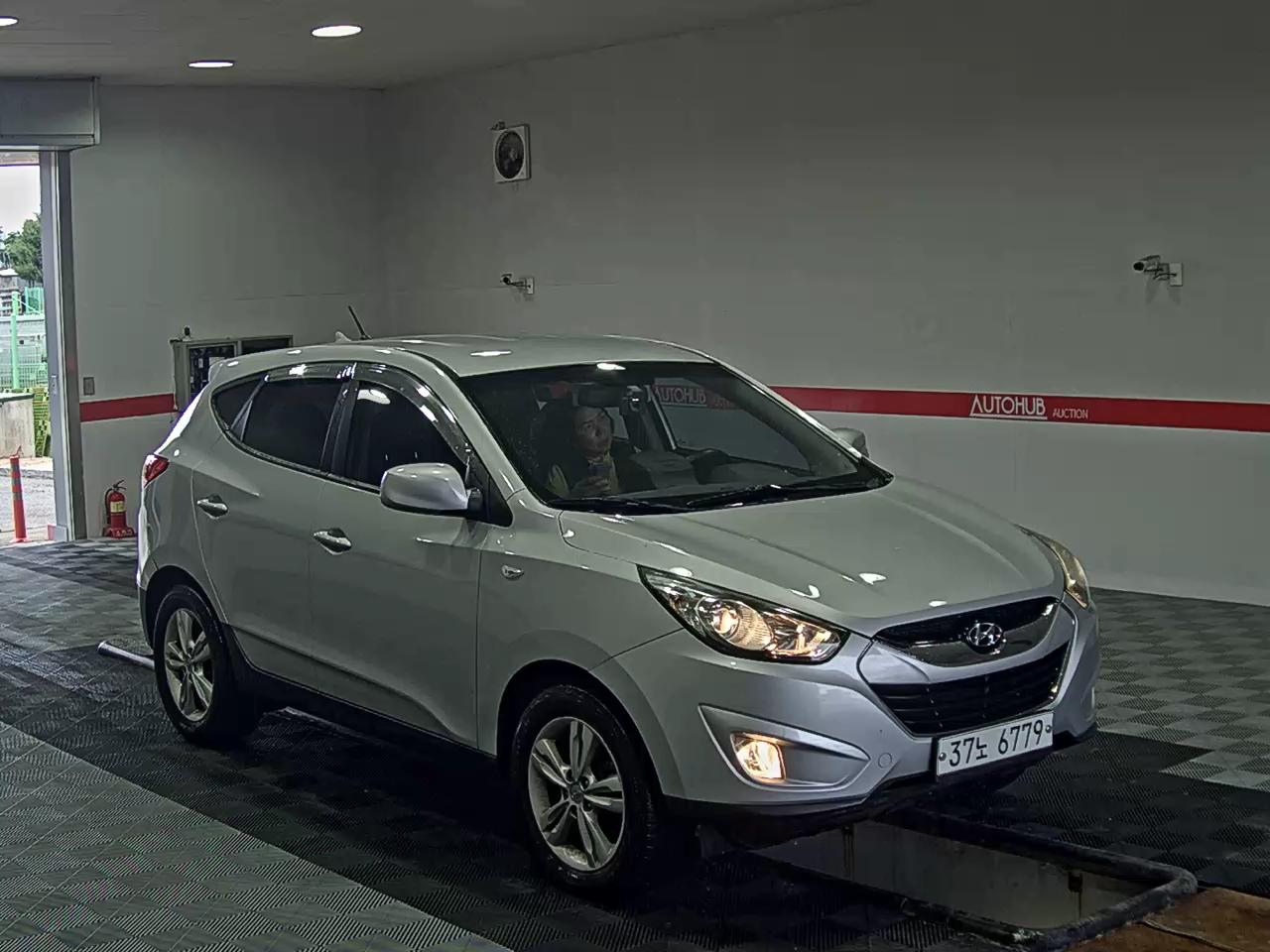 2012 - hyundai tucson