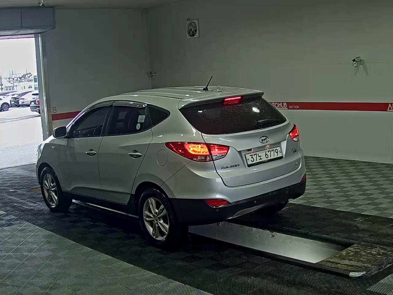 2012 - hyundai tucson
