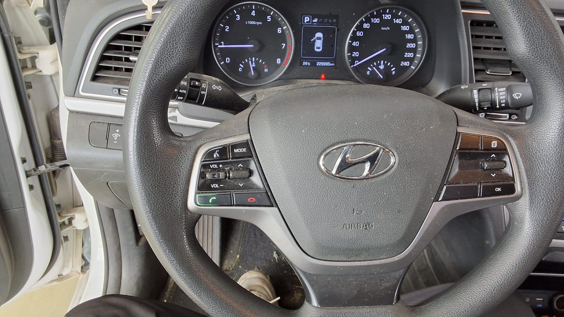 2018 - hyundai avante