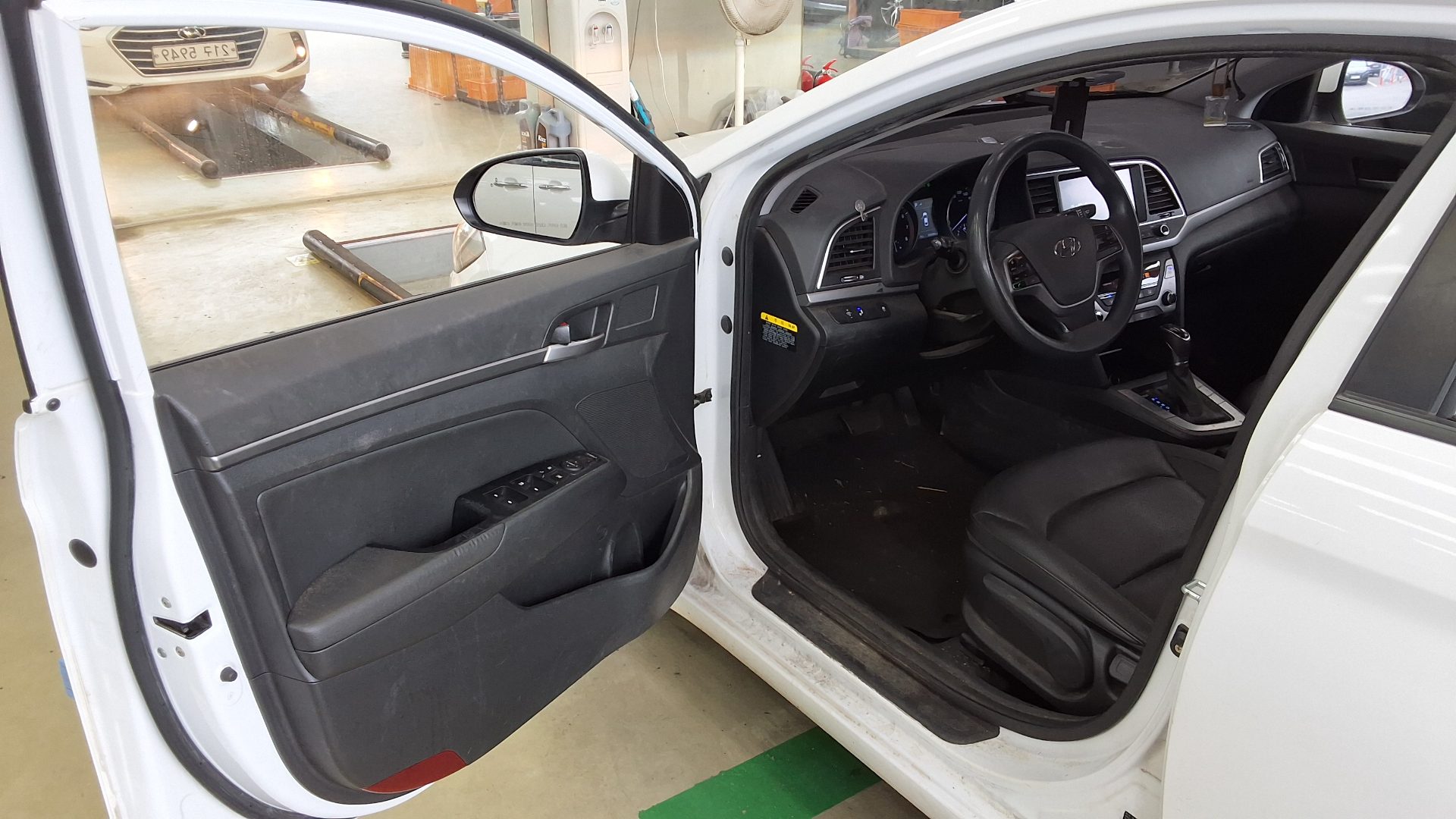 2018 - hyundai avante
