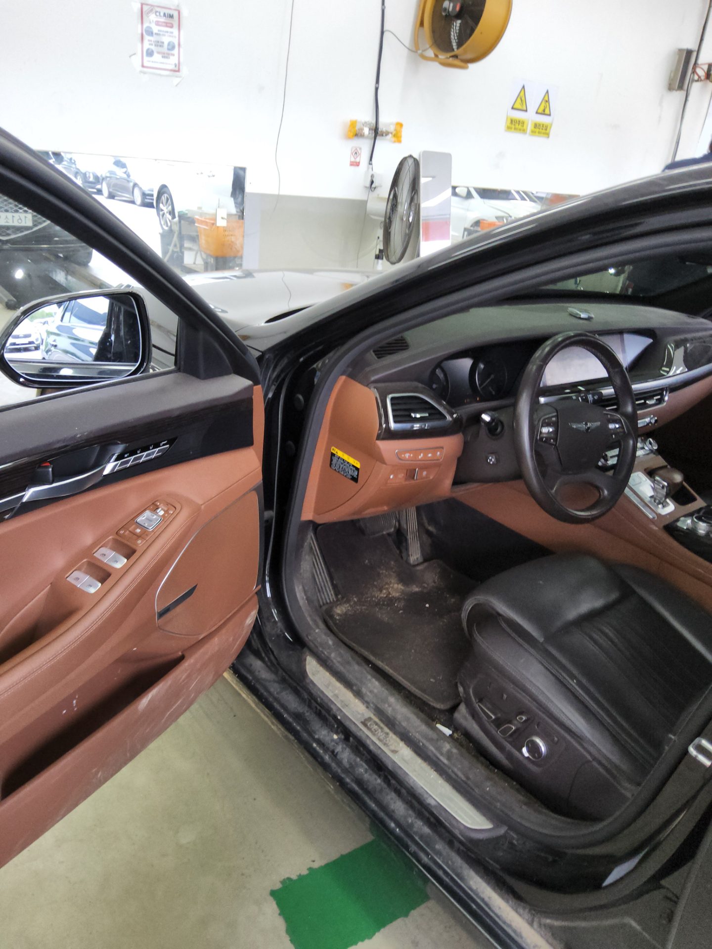 2020 - genesis g90