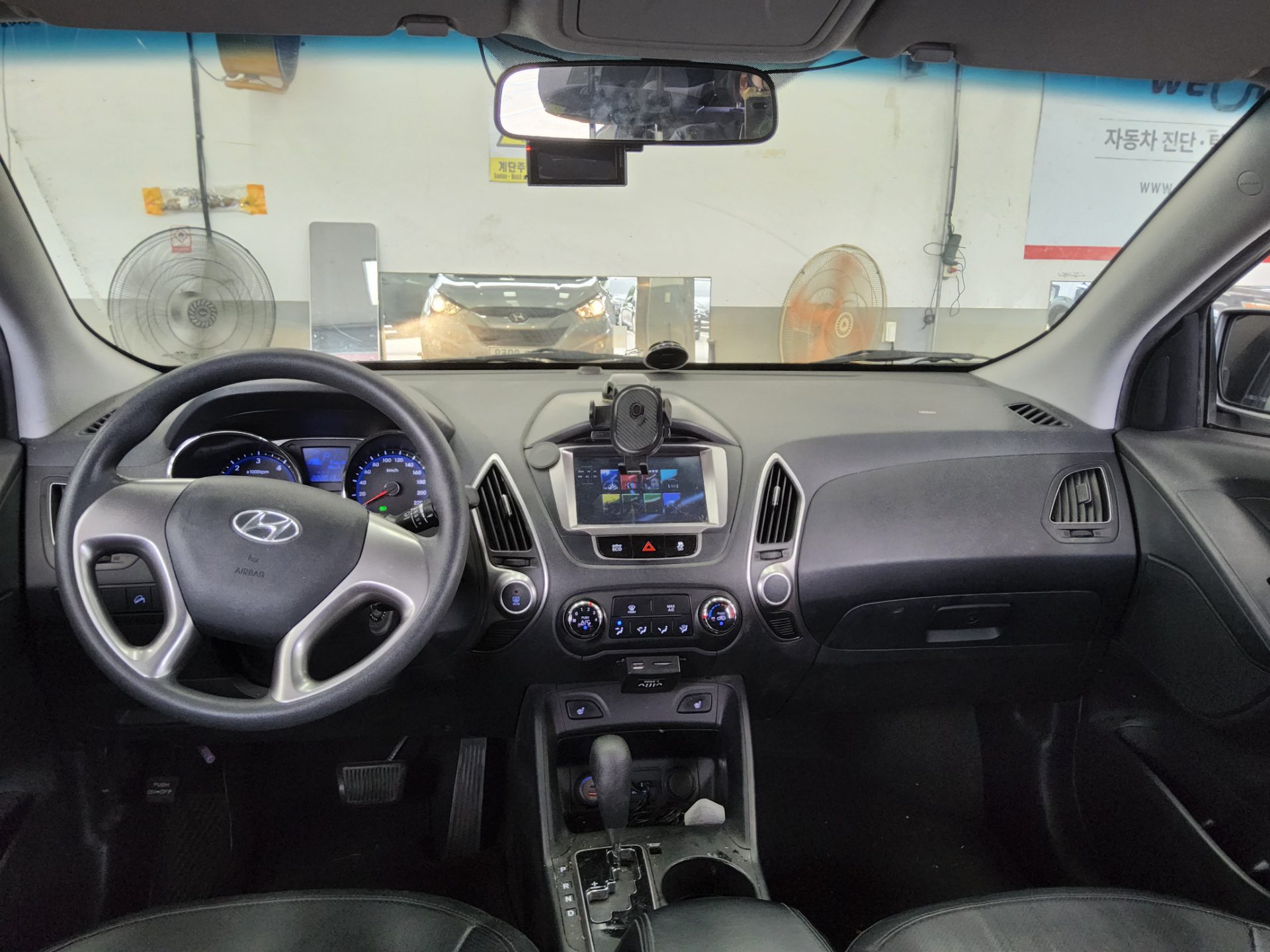 2012 - hyundai tucson