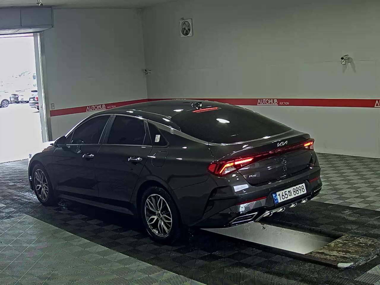2022 - kia k5