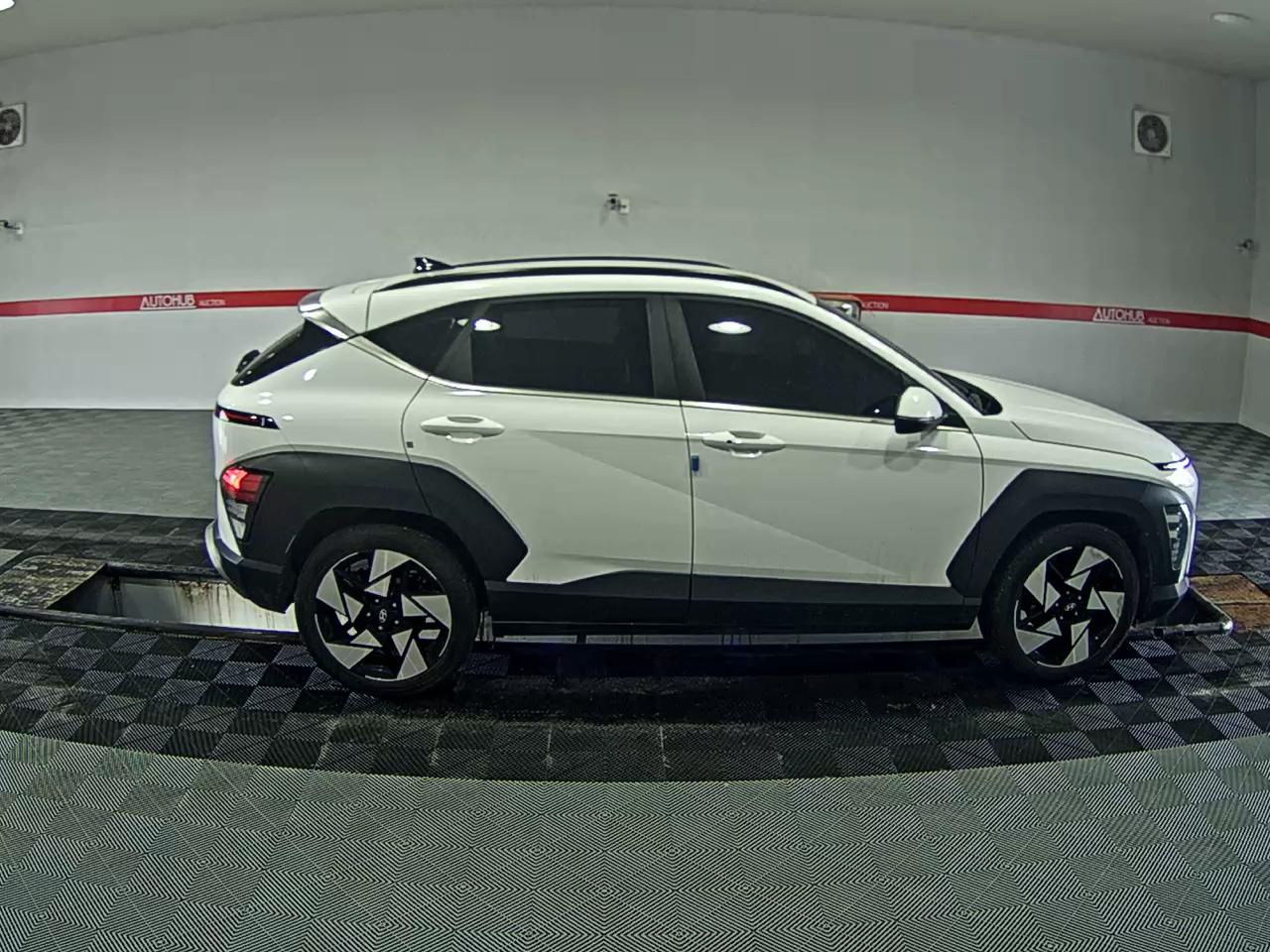 2023 - hyundai kona