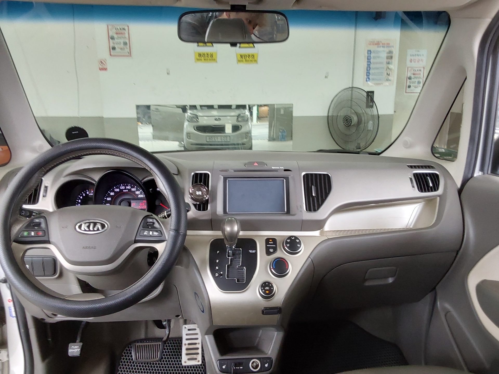 2012 - kia ray