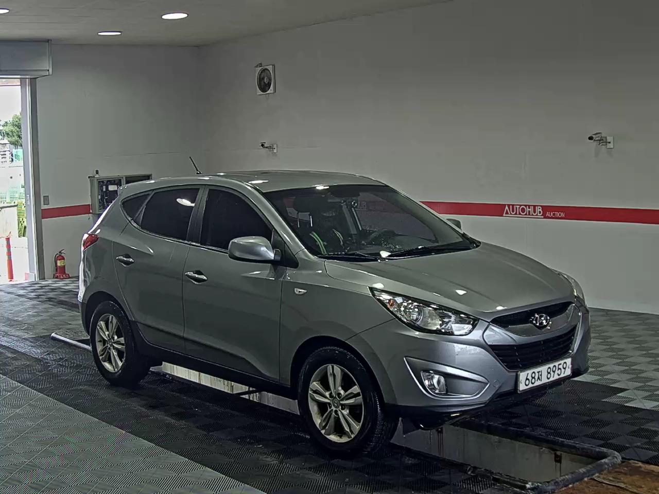 2012 - hyundai tucson