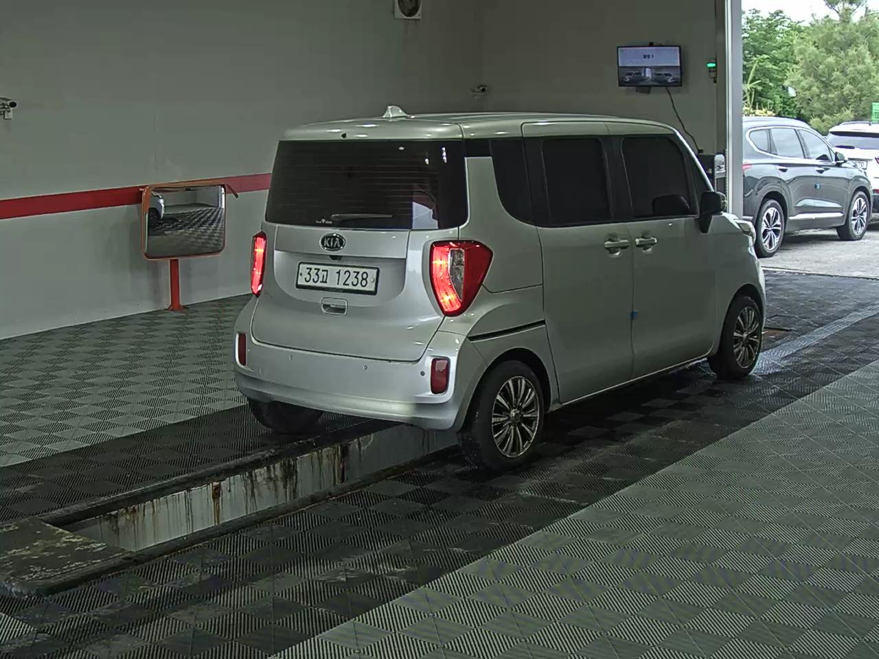 2012 - kia ray