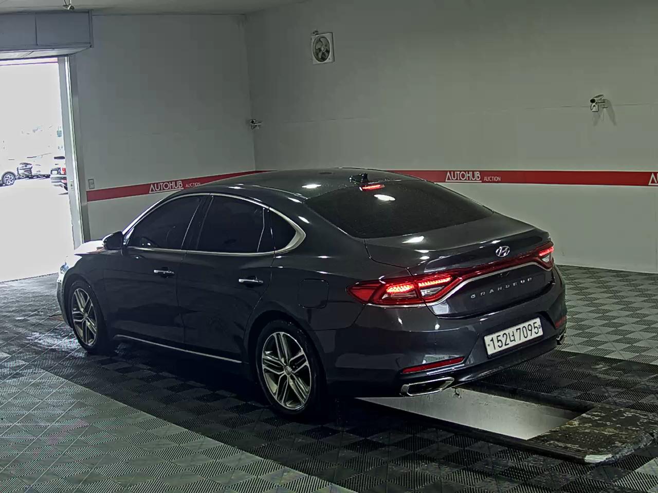 2019 - hyundai grandeur
