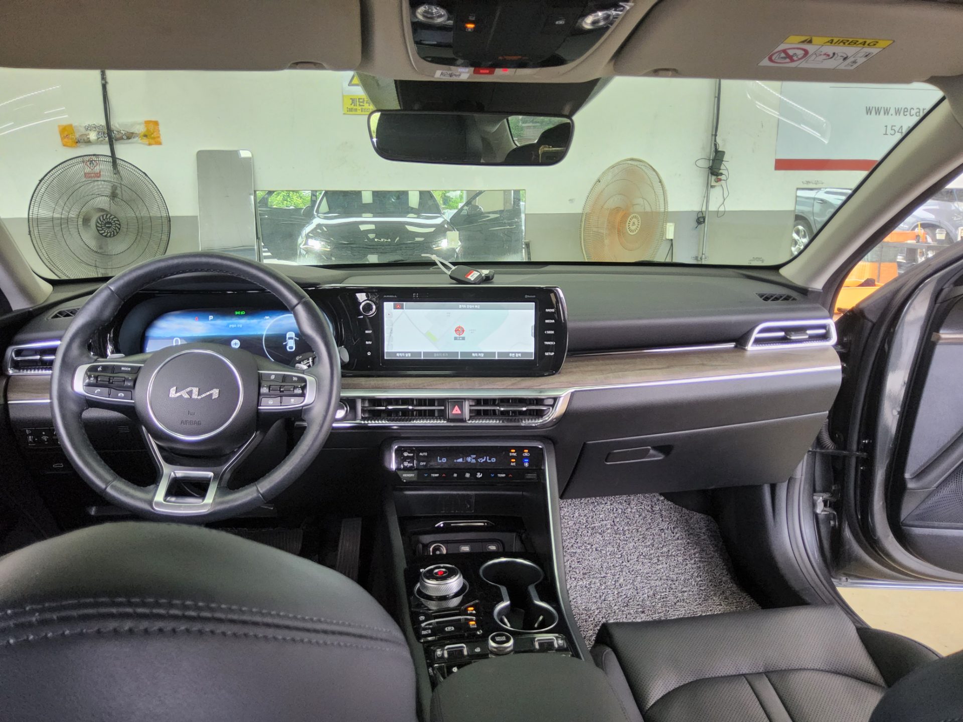 2023 - kia k5