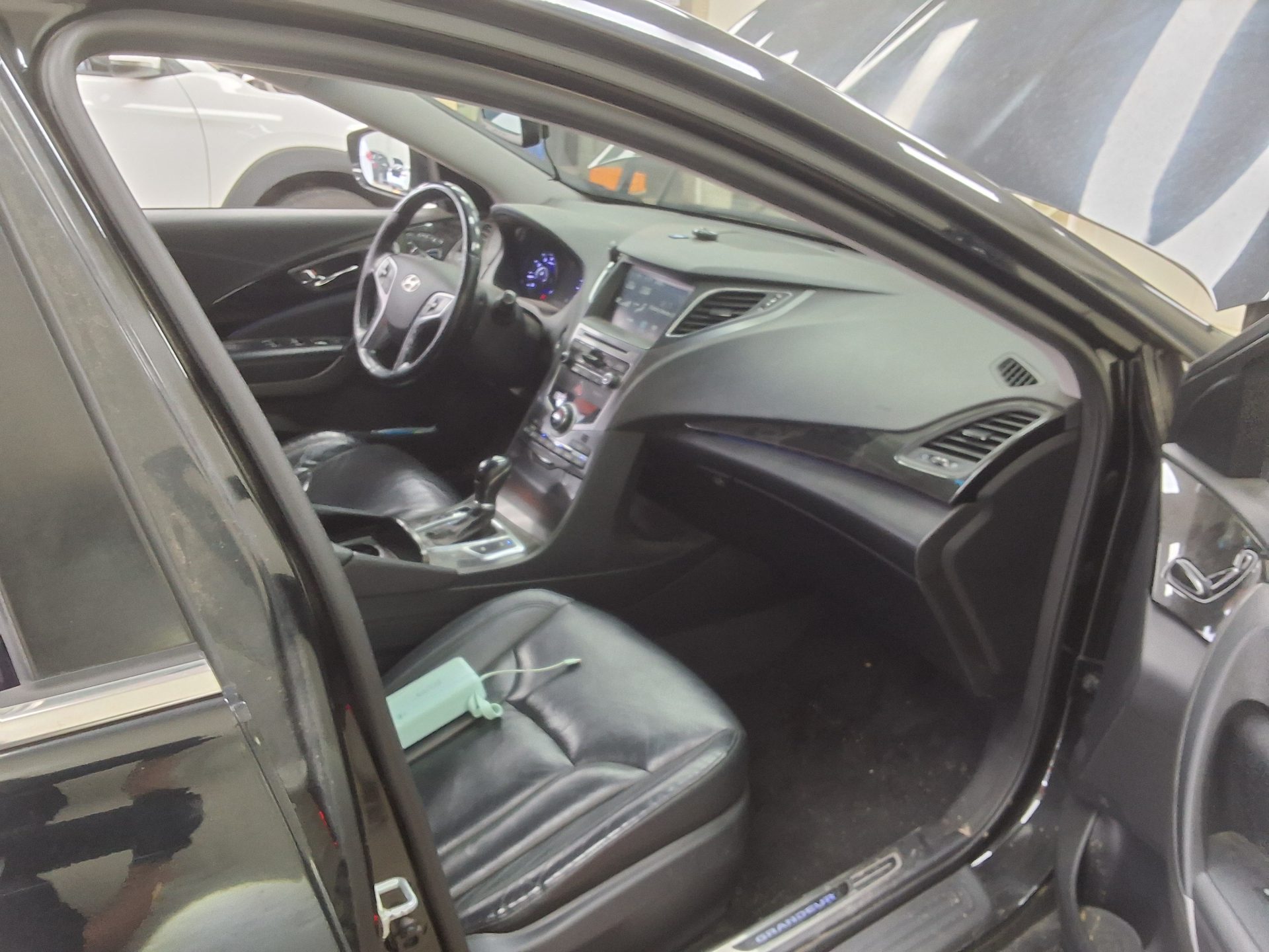 2015 - hyundai grandeur