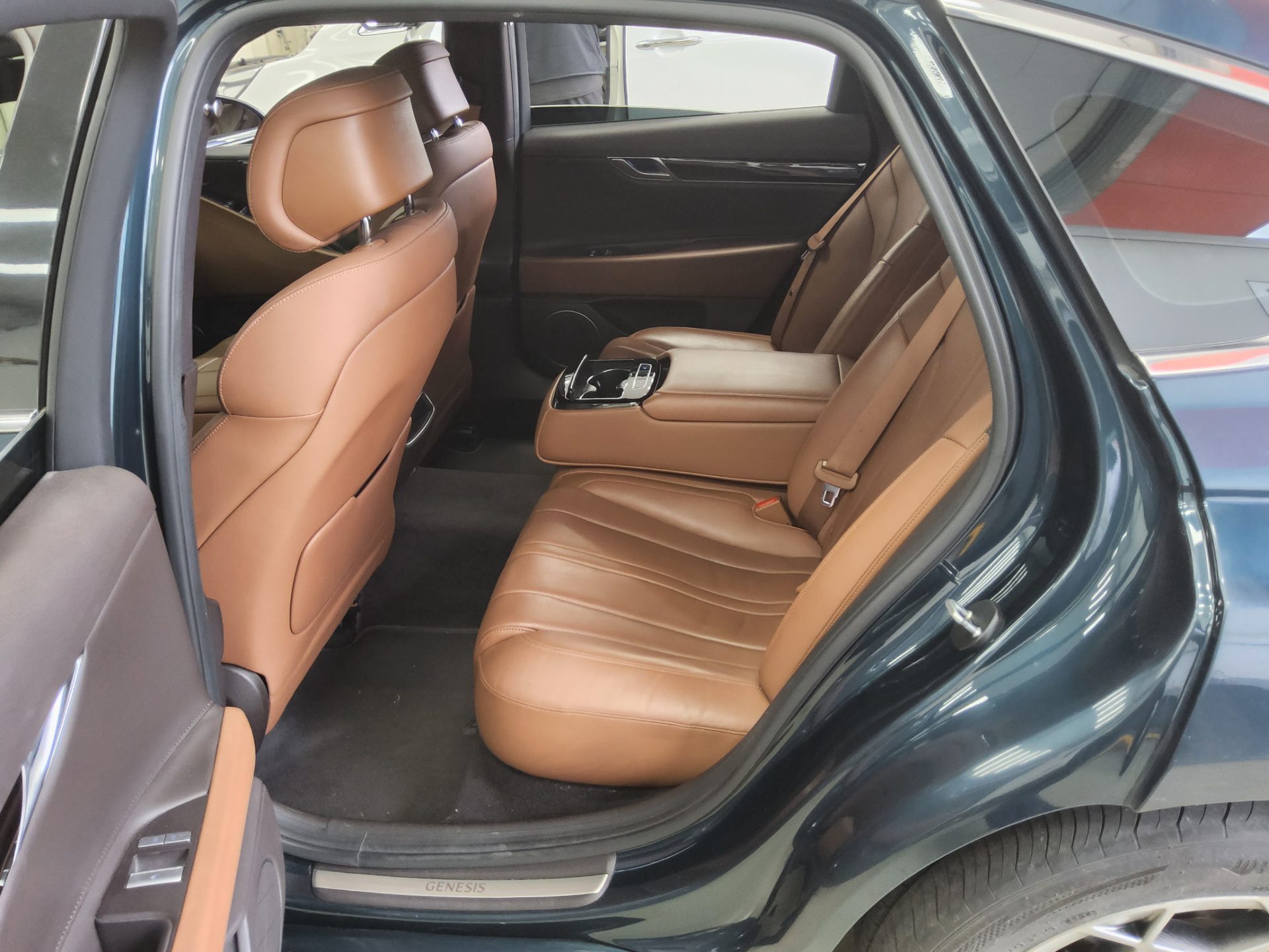 2022 - genesis g80