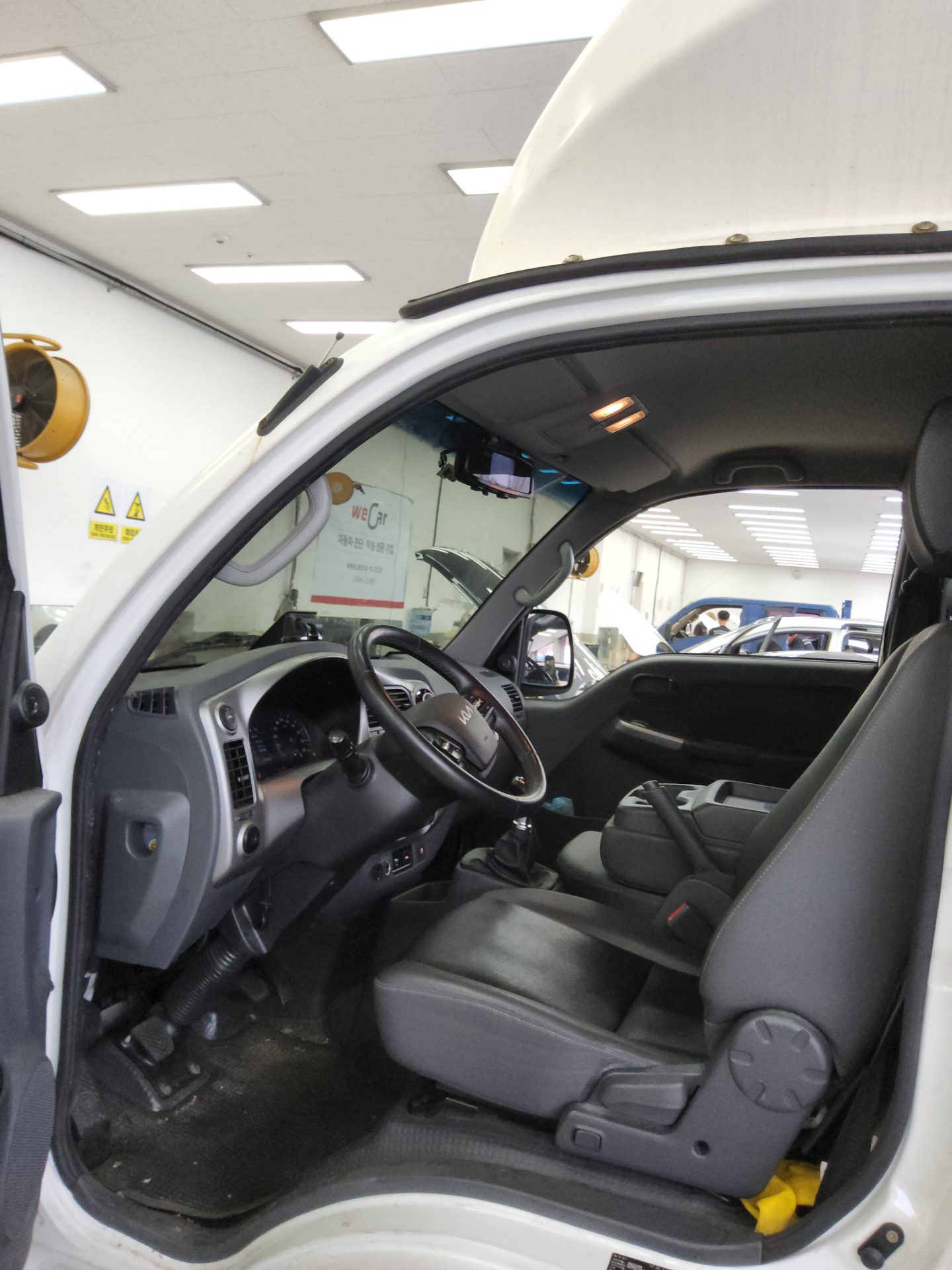 2022 - kia bongo